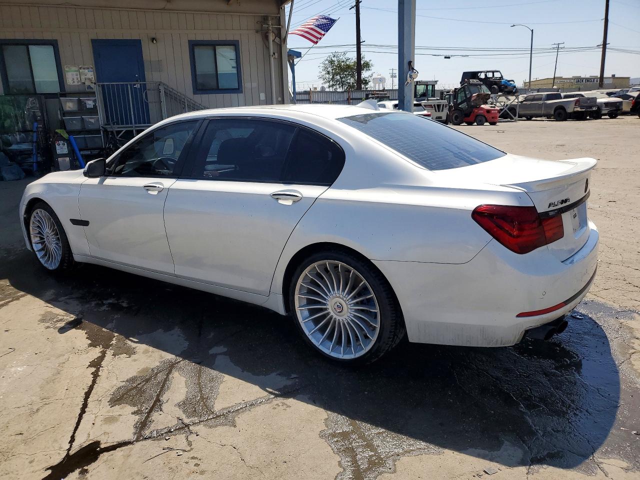 2015 Bmw Alpina B7 White vin: WBAYE8C55FD136598