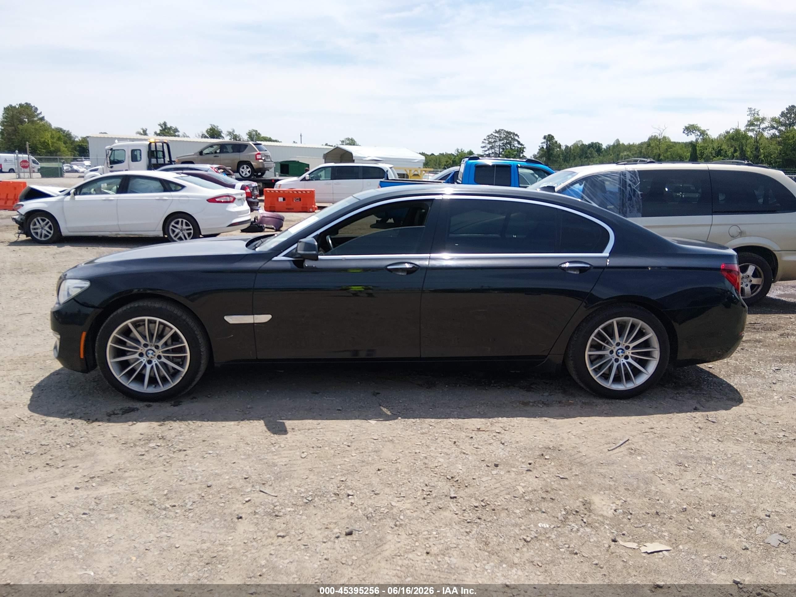 2015 Bmw 750li   Black vin: WBAYE8C55FD782322