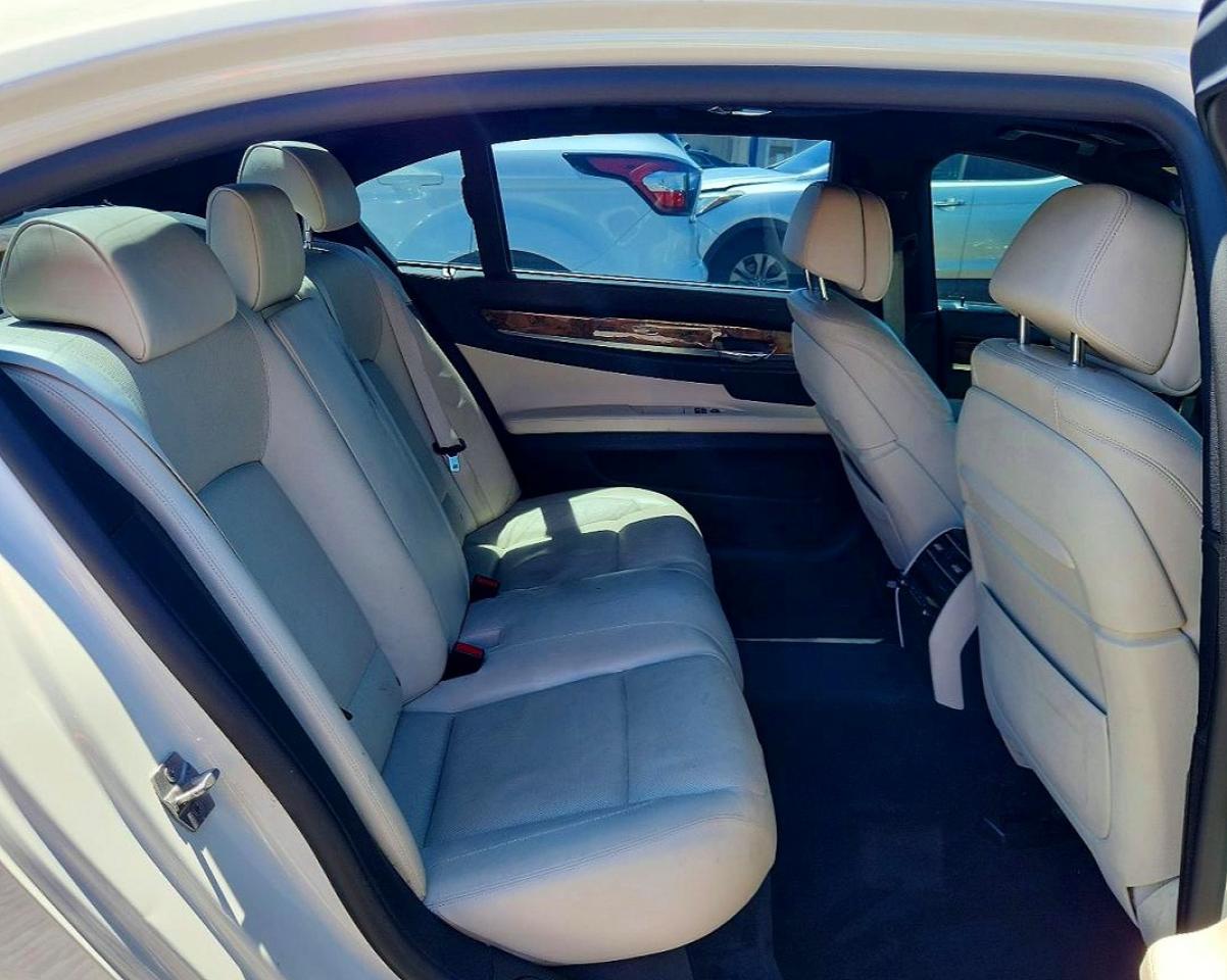 2013 Bmw 750 Li White vin: WBAYE8C56DD132363