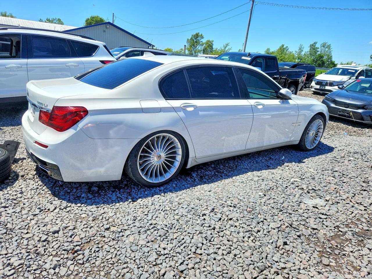 2013 Bmw 750 Li White vin: WBAYE8C56DD132363