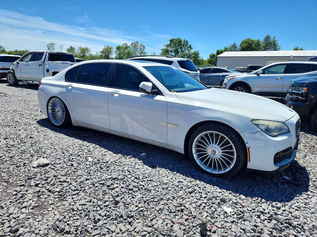 2013 Bmw 750 Li White vin: WBAYE8C56DD132363