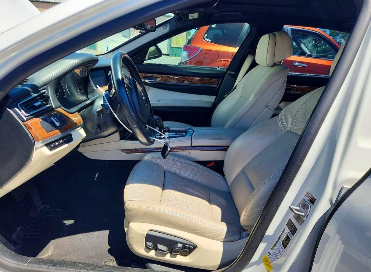 2013 Bmw 750 Li White vin: WBAYE8C56DD132363