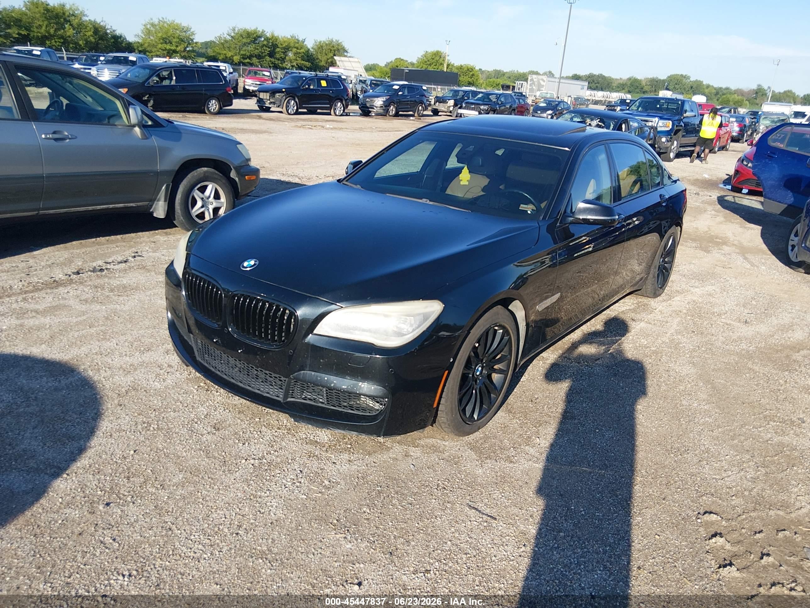 2014 Bmw Alpina B7   Черный vin: WBAYE8C56ED135829
