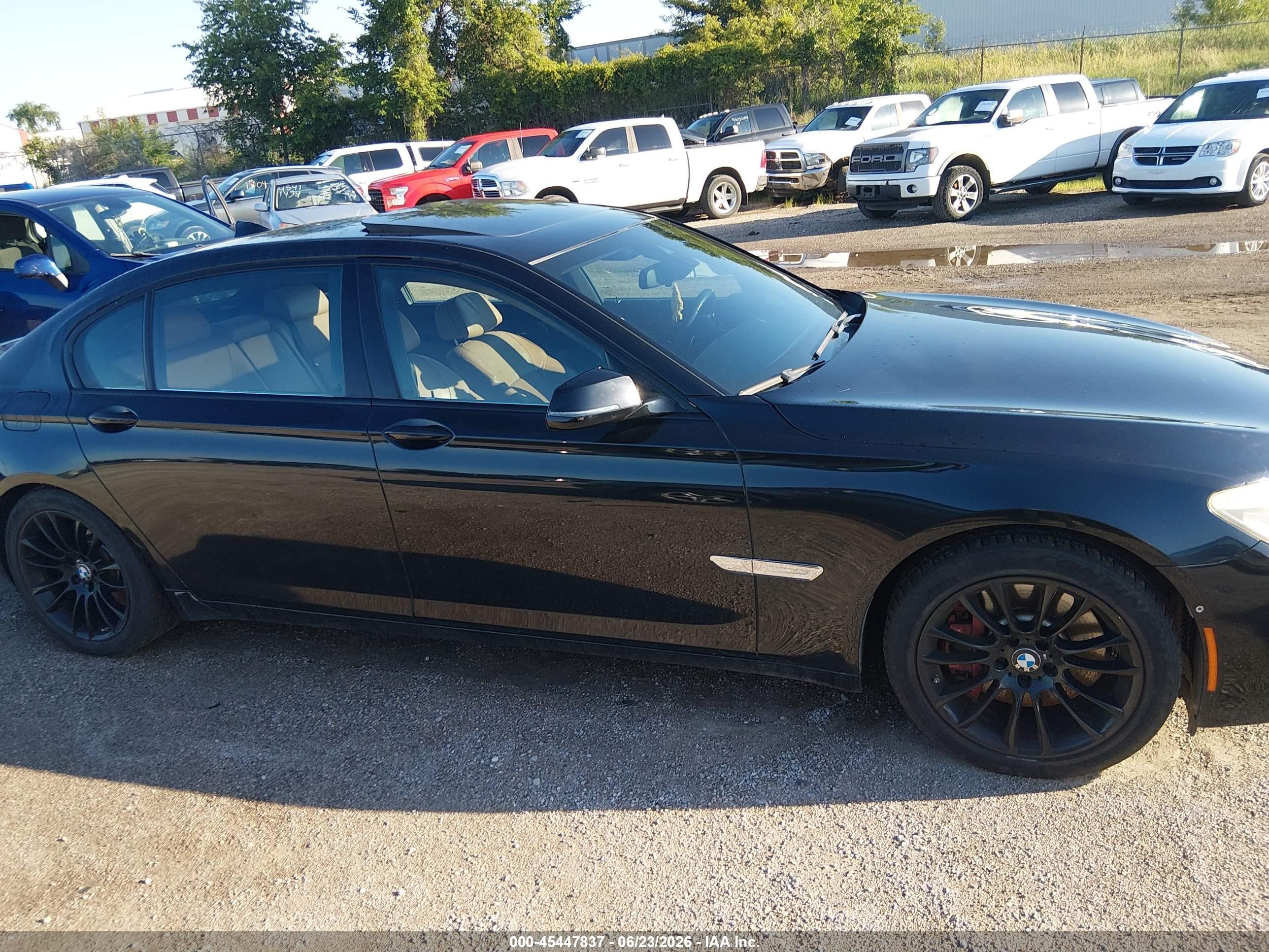 2014 Bmw Alpina B7   Черный vin: WBAYE8C56ED135829