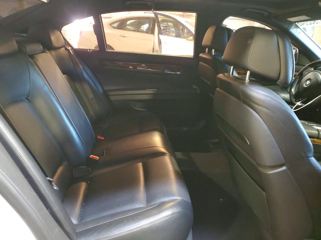 2014 Bmw 750 Li White vin: WBAYE8C56ED780500