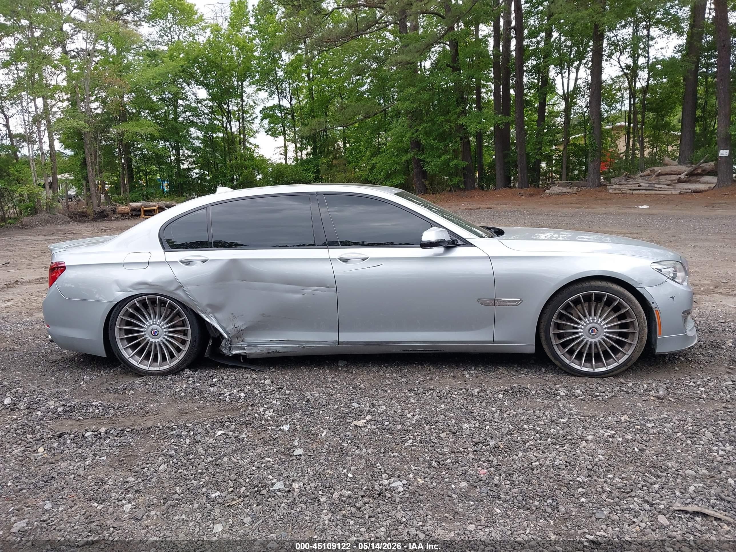 2013 Bmw 750li   Серый vin: WBAYE8C58DDS15910