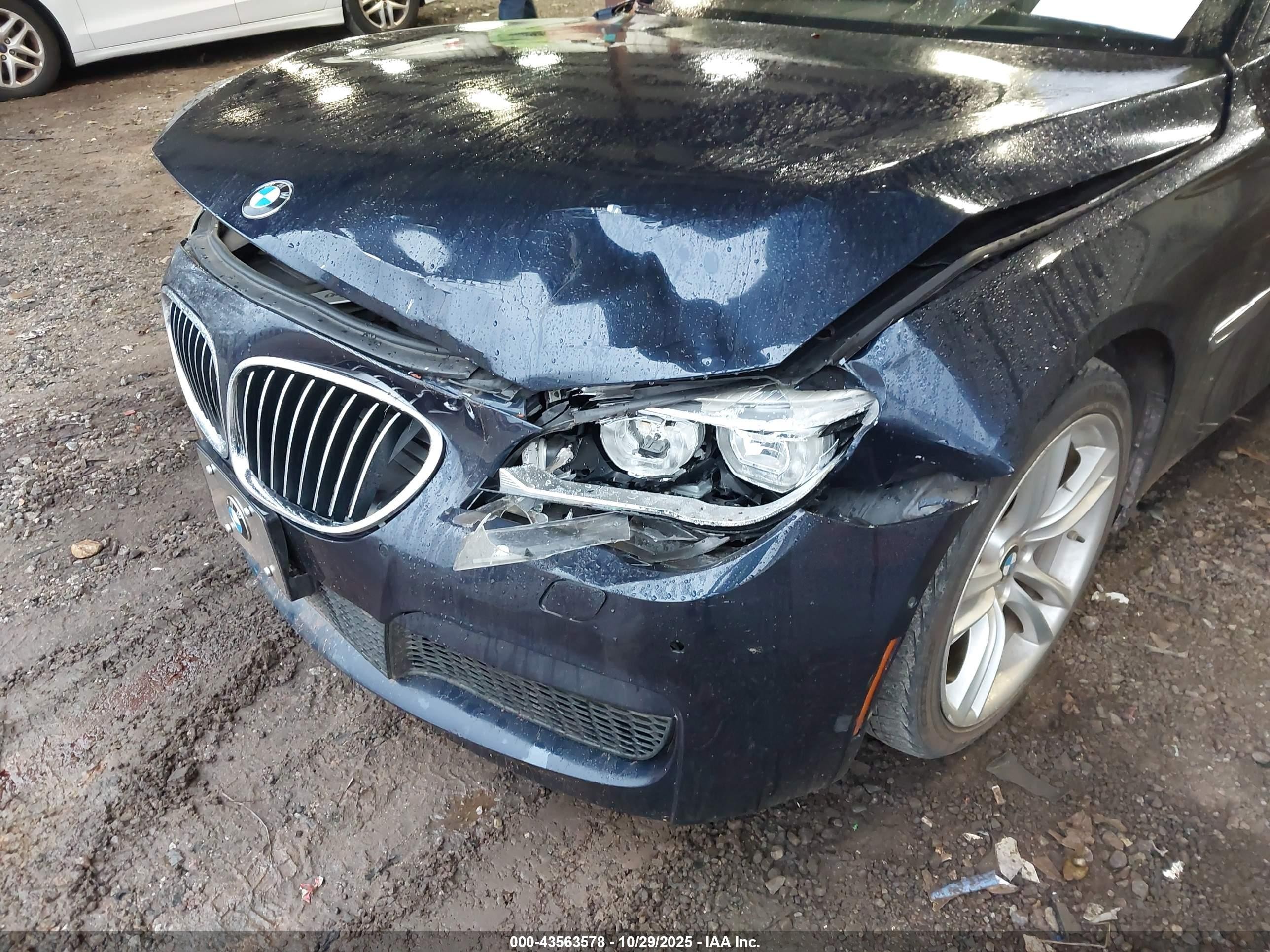 2014 Bmw Alpina B7   Blue vin: WBAYE8C58ED134732