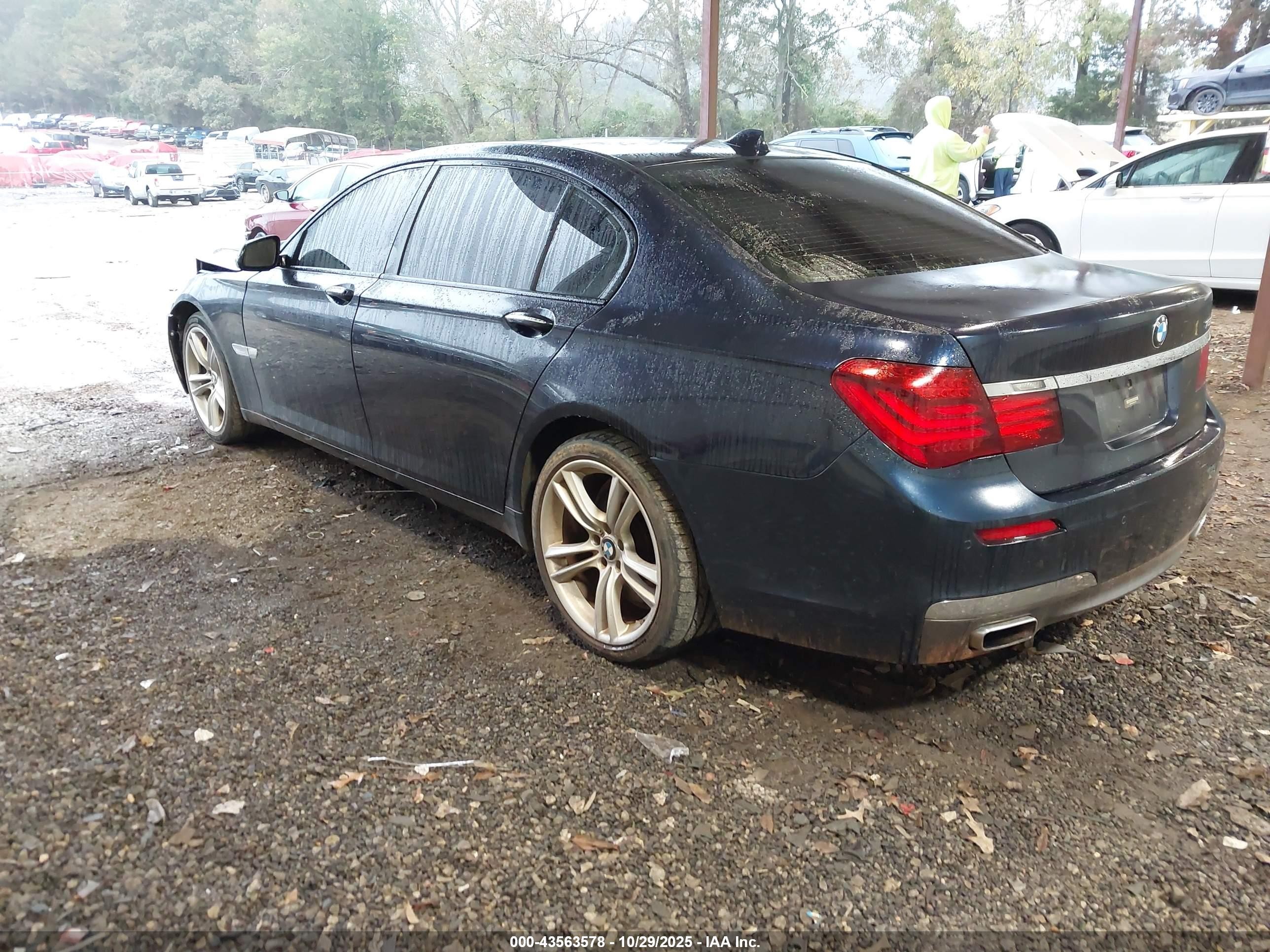 2014 Bmw Alpina B7   Blue vin: WBAYE8C58ED134732