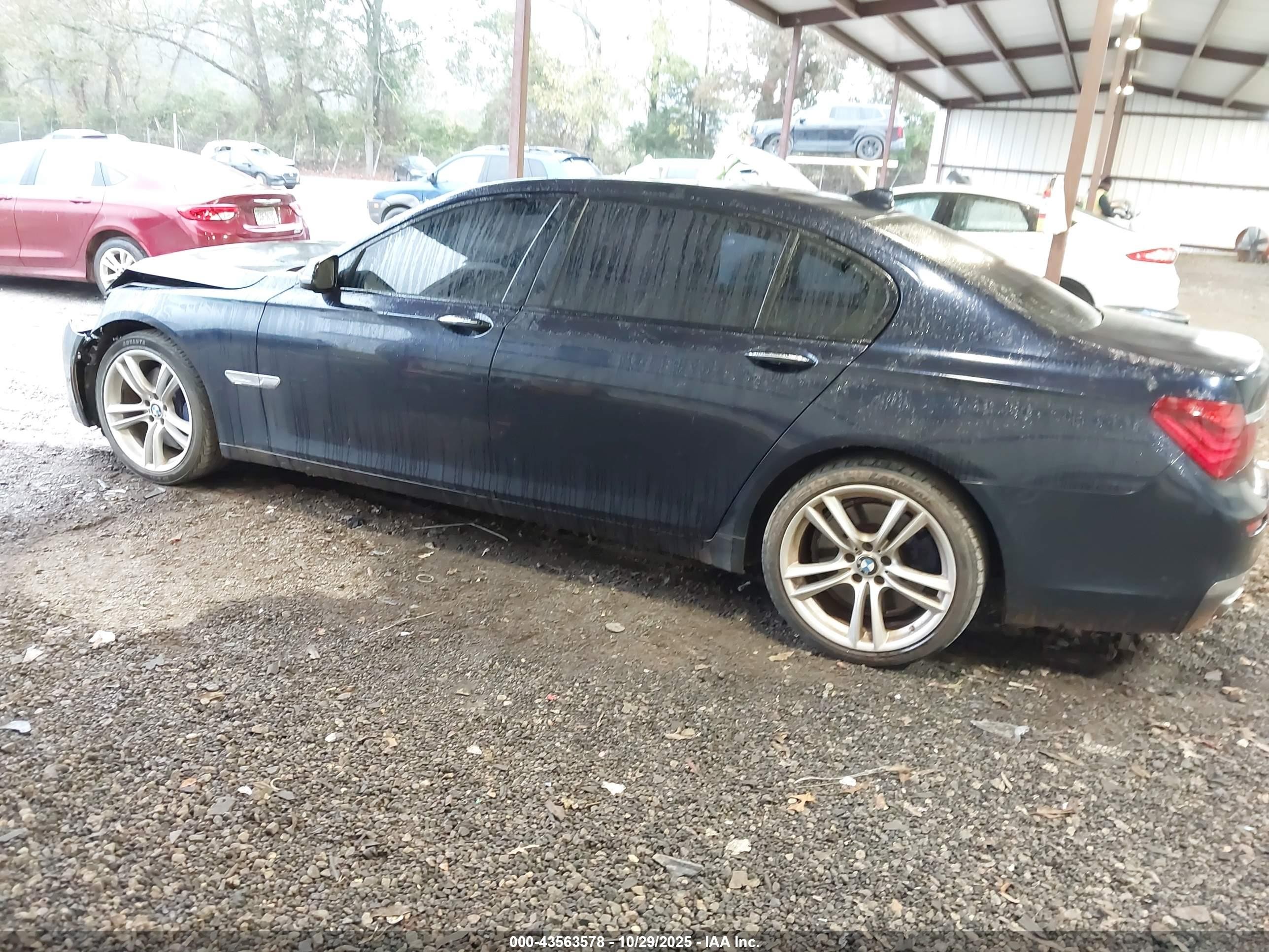 2014 Bmw Alpina B7   Blue vin: WBAYE8C58ED134732