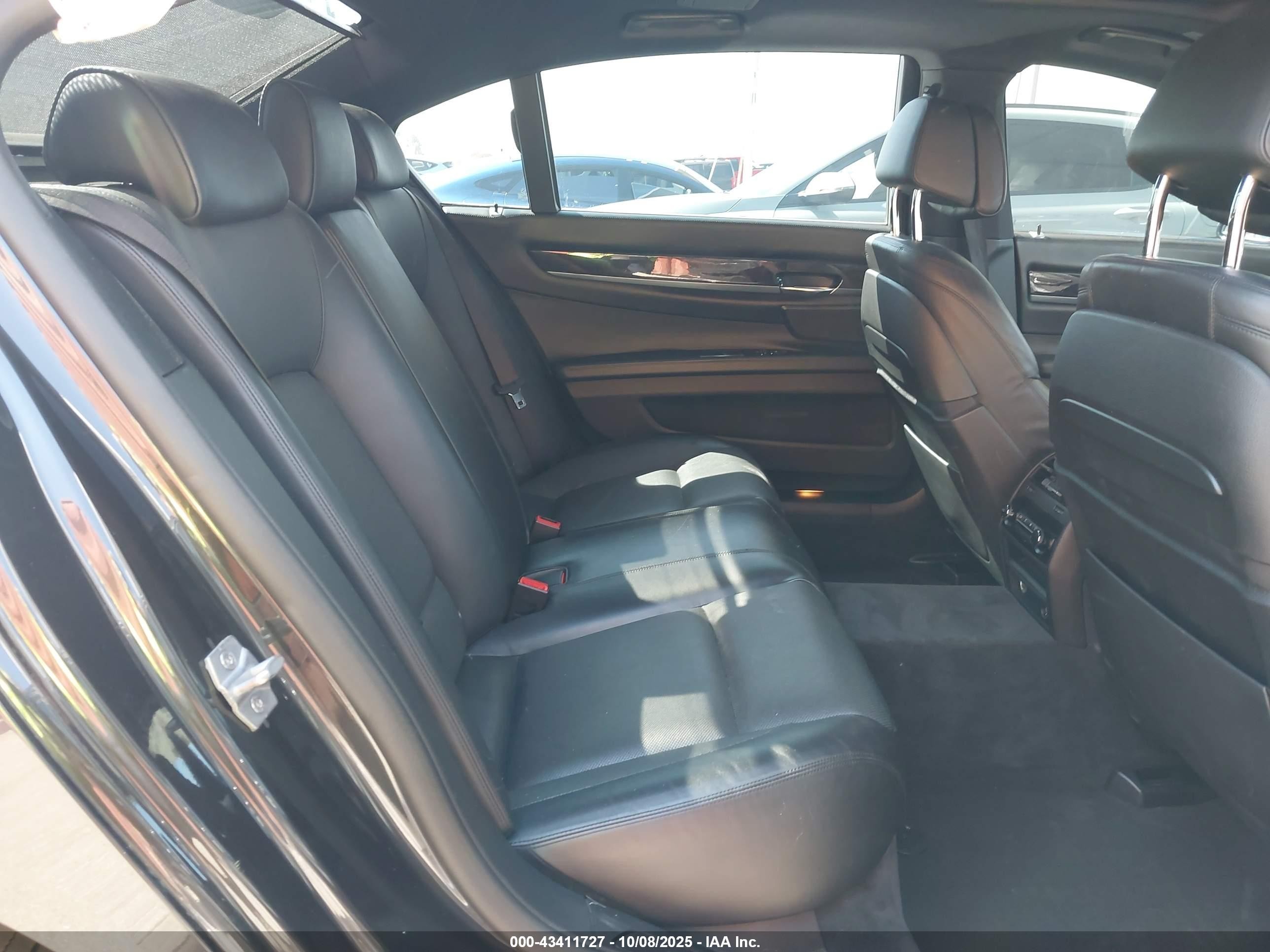 2014 Bmw Alpina B7   Black vin: WBAYE8C58ED134844