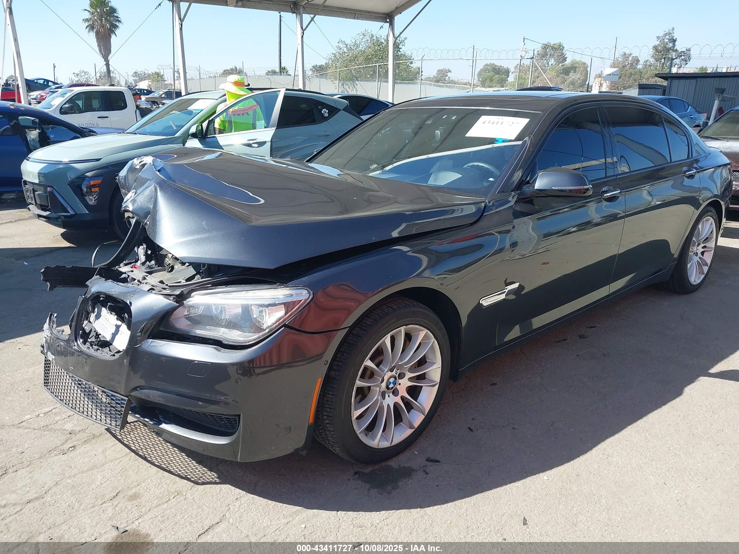 2014 Bmw Alpina B7   Black vin: WBAYE8C58ED134844