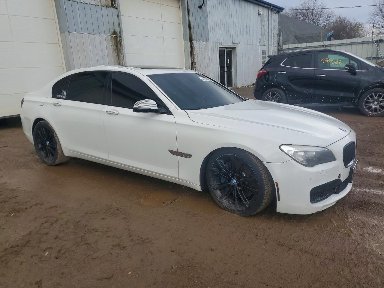 2014 Bmw 750 Li Белый vin: WBAYE8C59ED135551