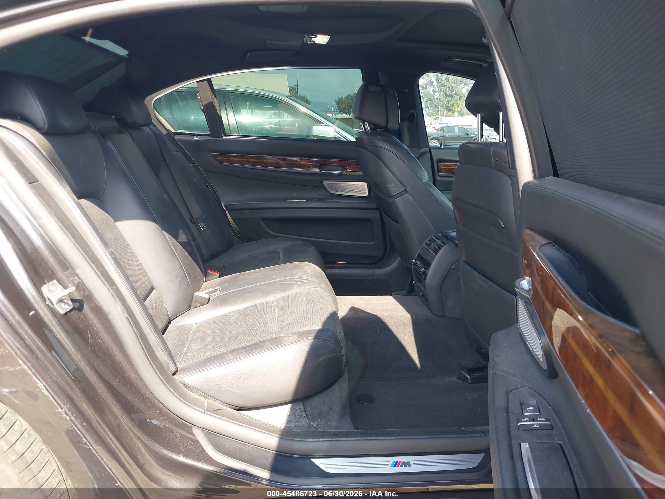2013 Bmw 750li   Black vin: WBAYE8C5XDD133127