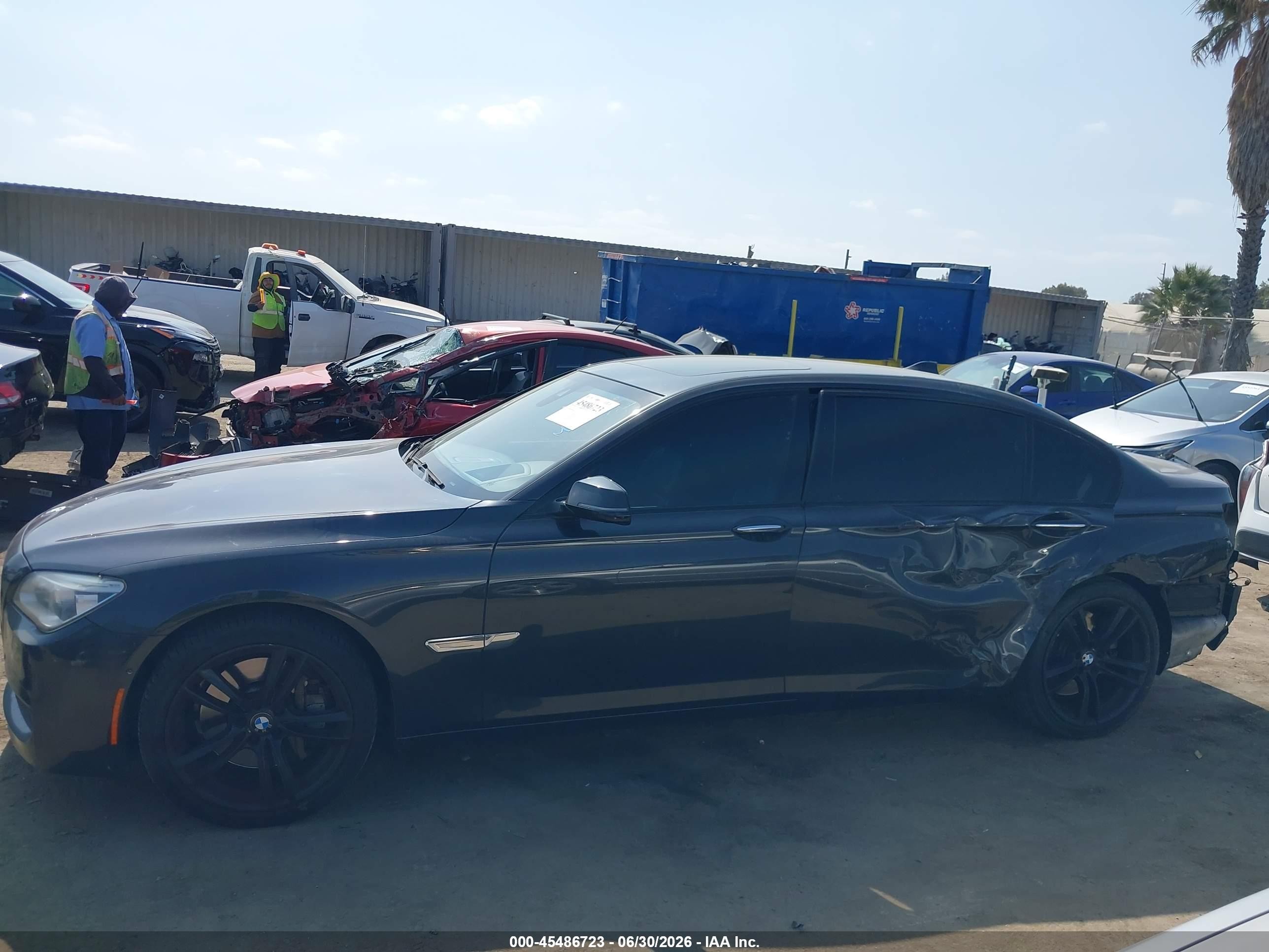 2013 Bmw 750li   Black vin: WBAYE8C5XDD133127