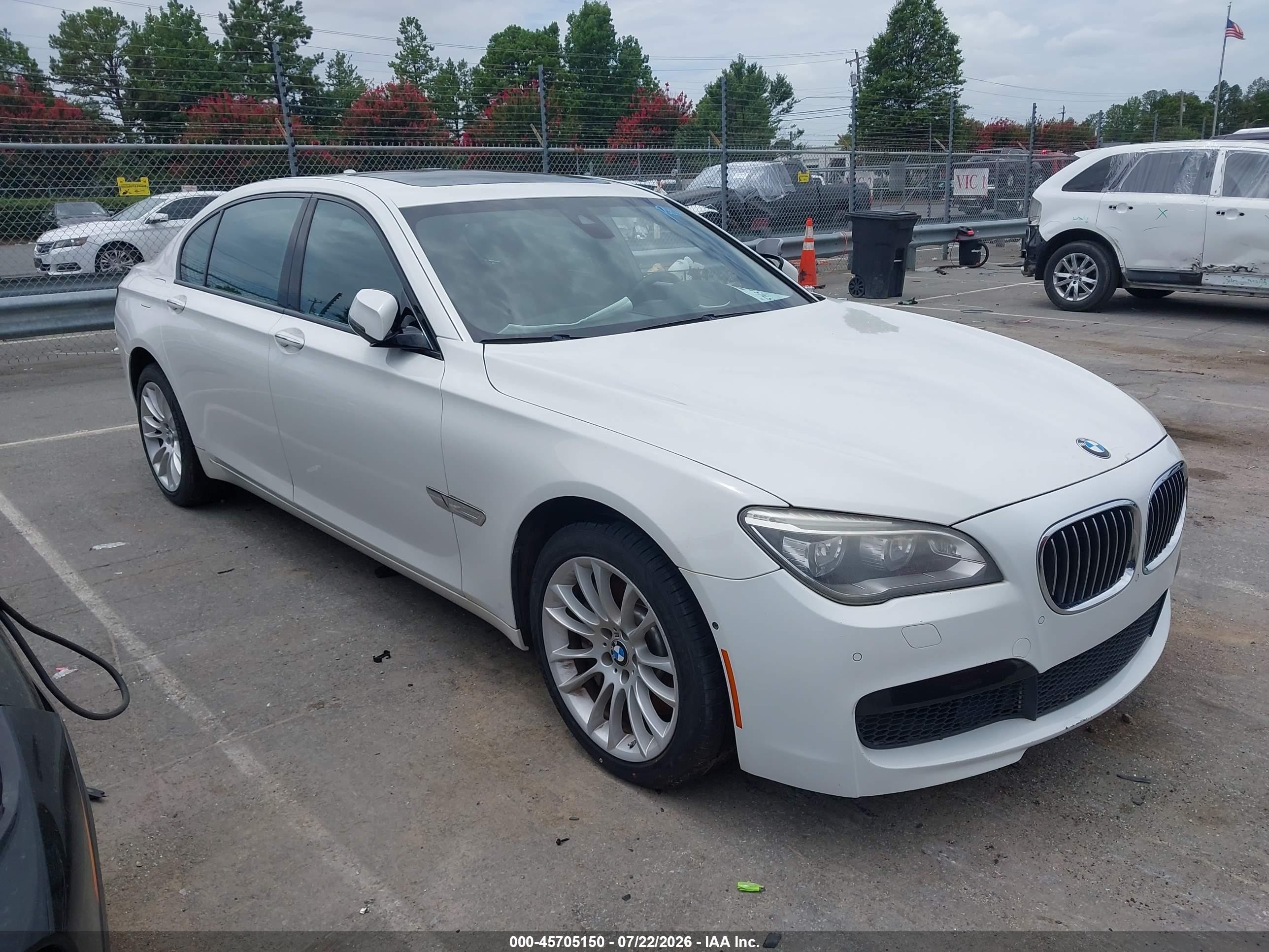 2014 Bmw Alpina B7   Белый vin: WBAYE8C5XED136417