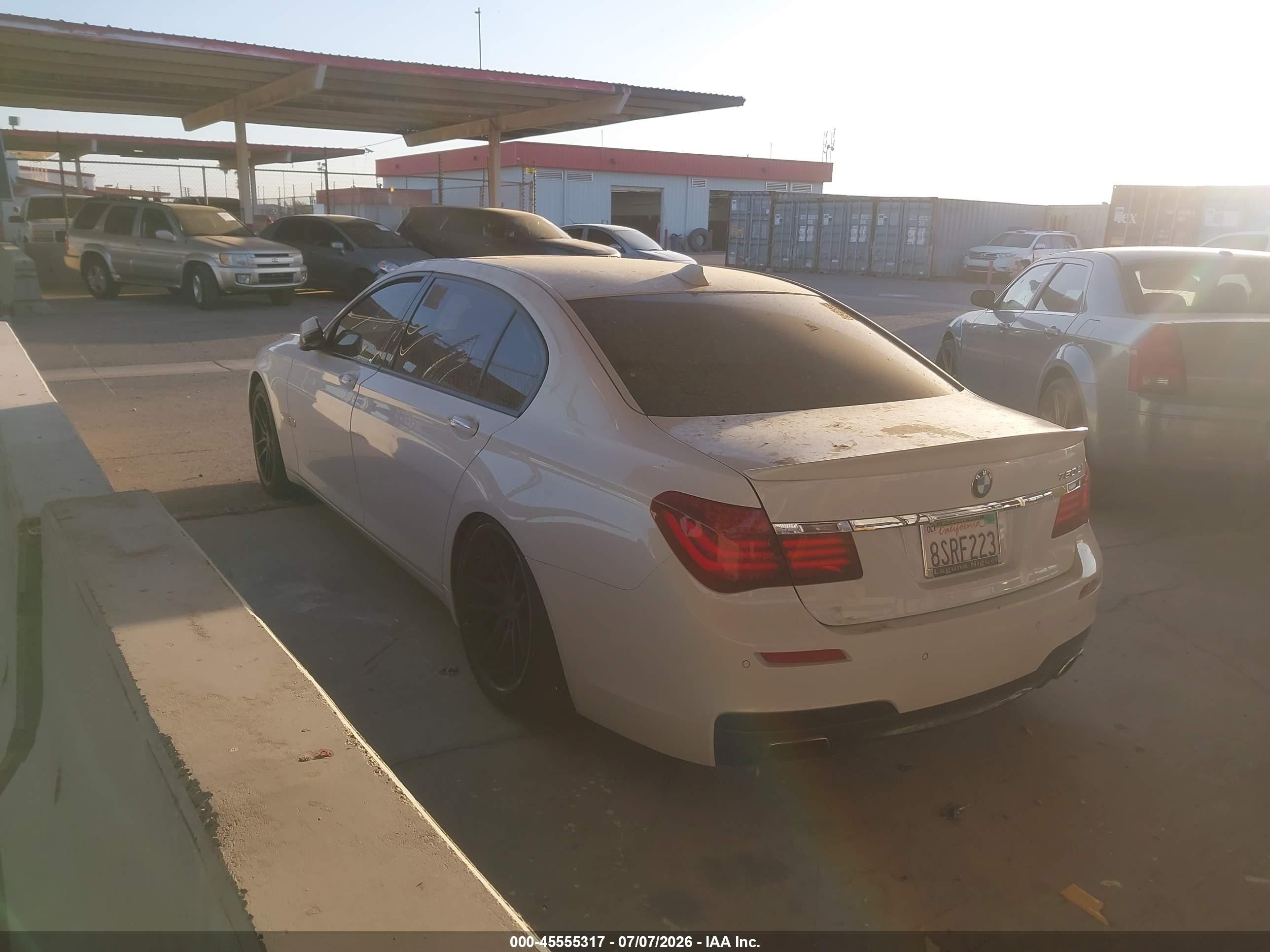 2015 Bmw 750li   White vin: WBAYE8C5XFD781599