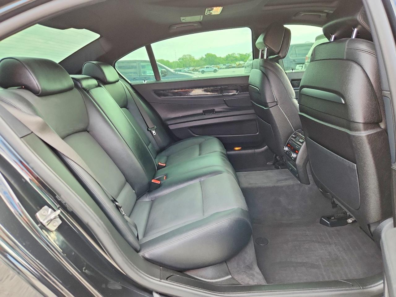 2013 Bmw 740 Lxi Black vin: WBAYF4C51DDE23894