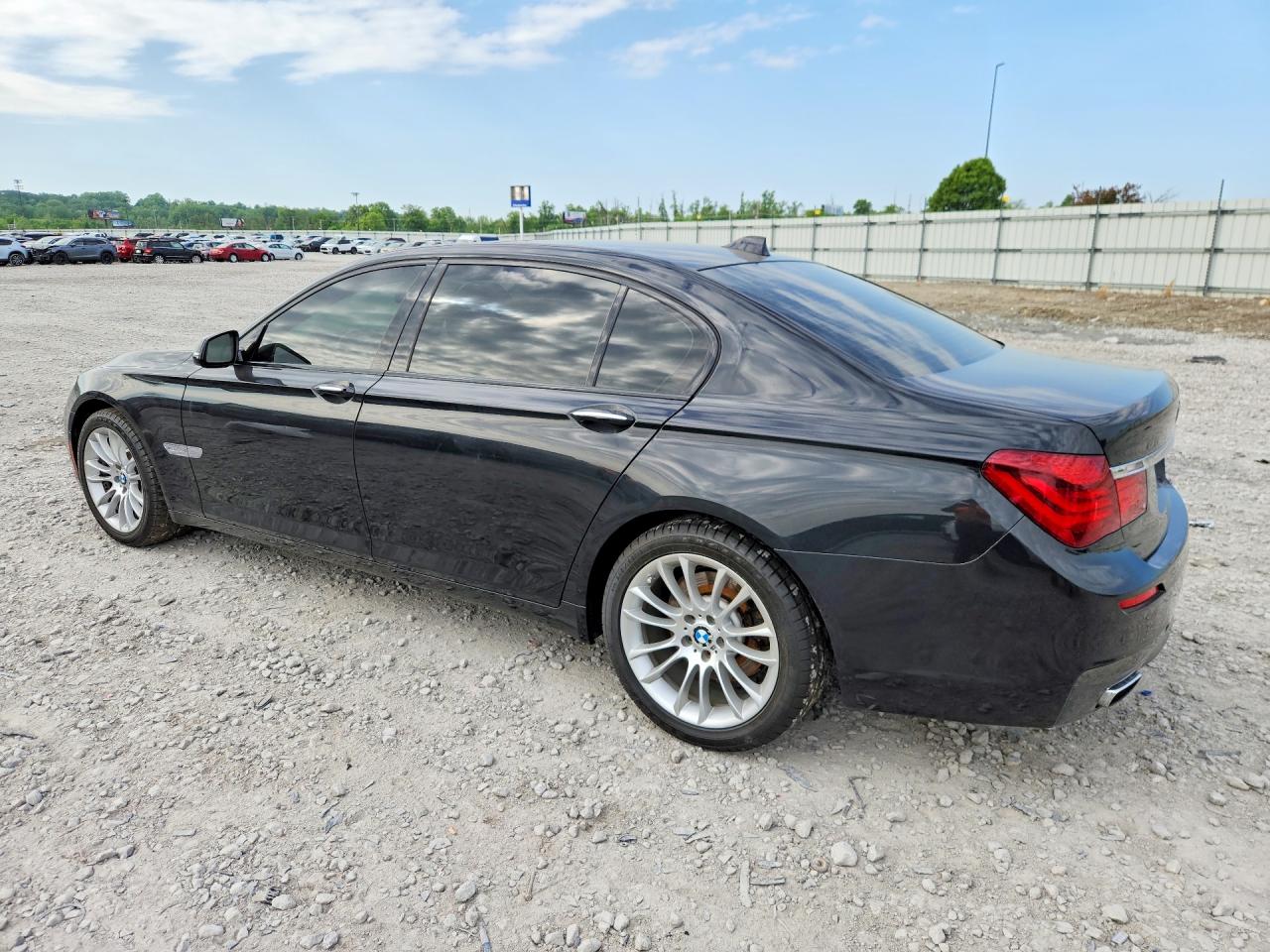 2013 Bmw 740 Lxi Black vin: WBAYF4C51DDE23894