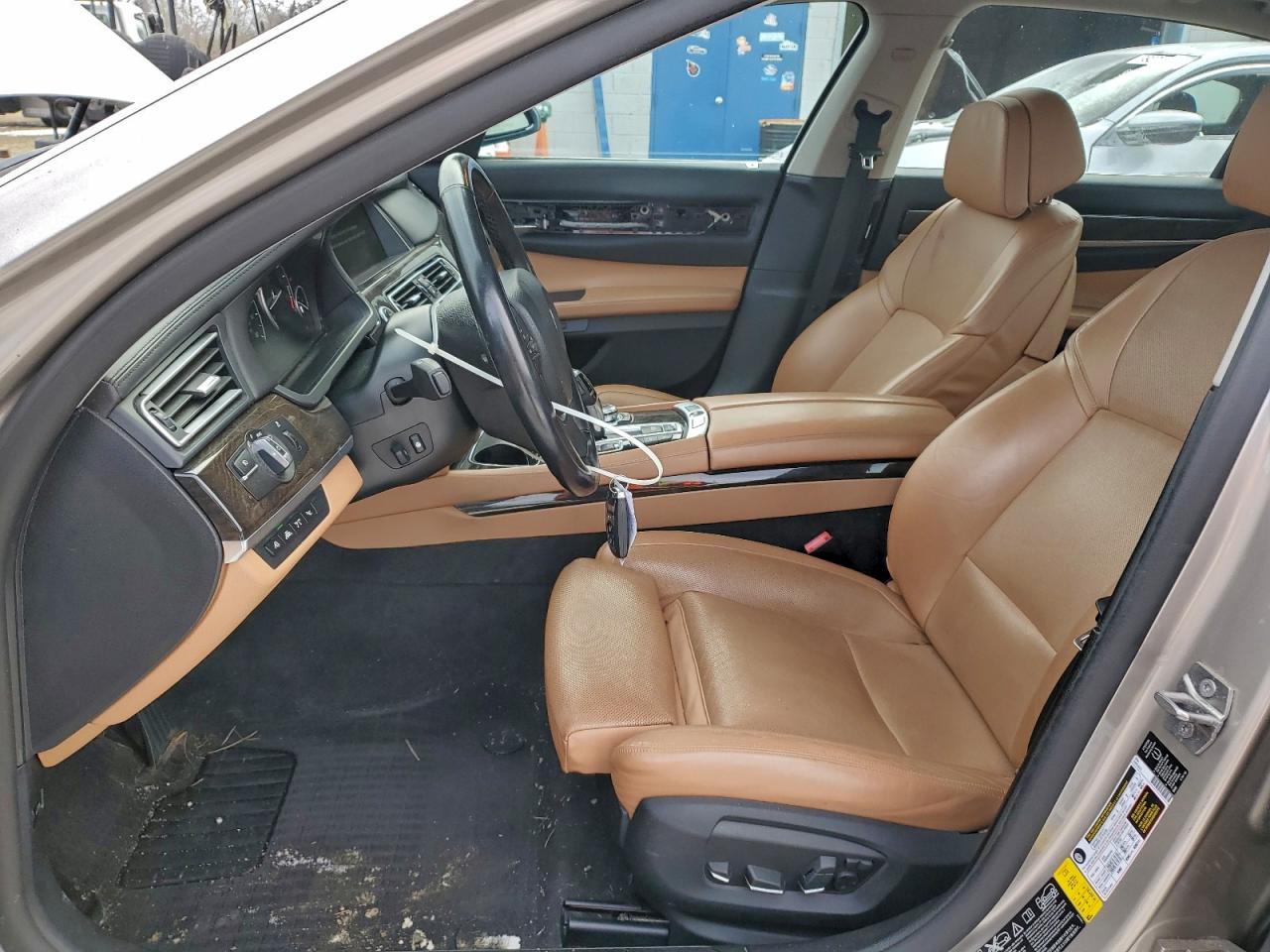2013 Bmw 740 Lxi Gold vin: WBAYF4C52DDE23726