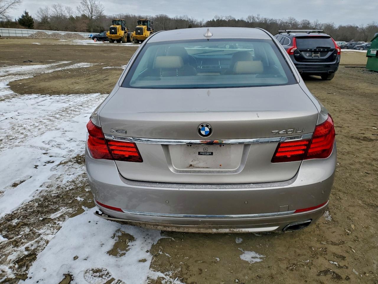 2013 Bmw 740 Lxi Gold vin: WBAYF4C52DDE23726