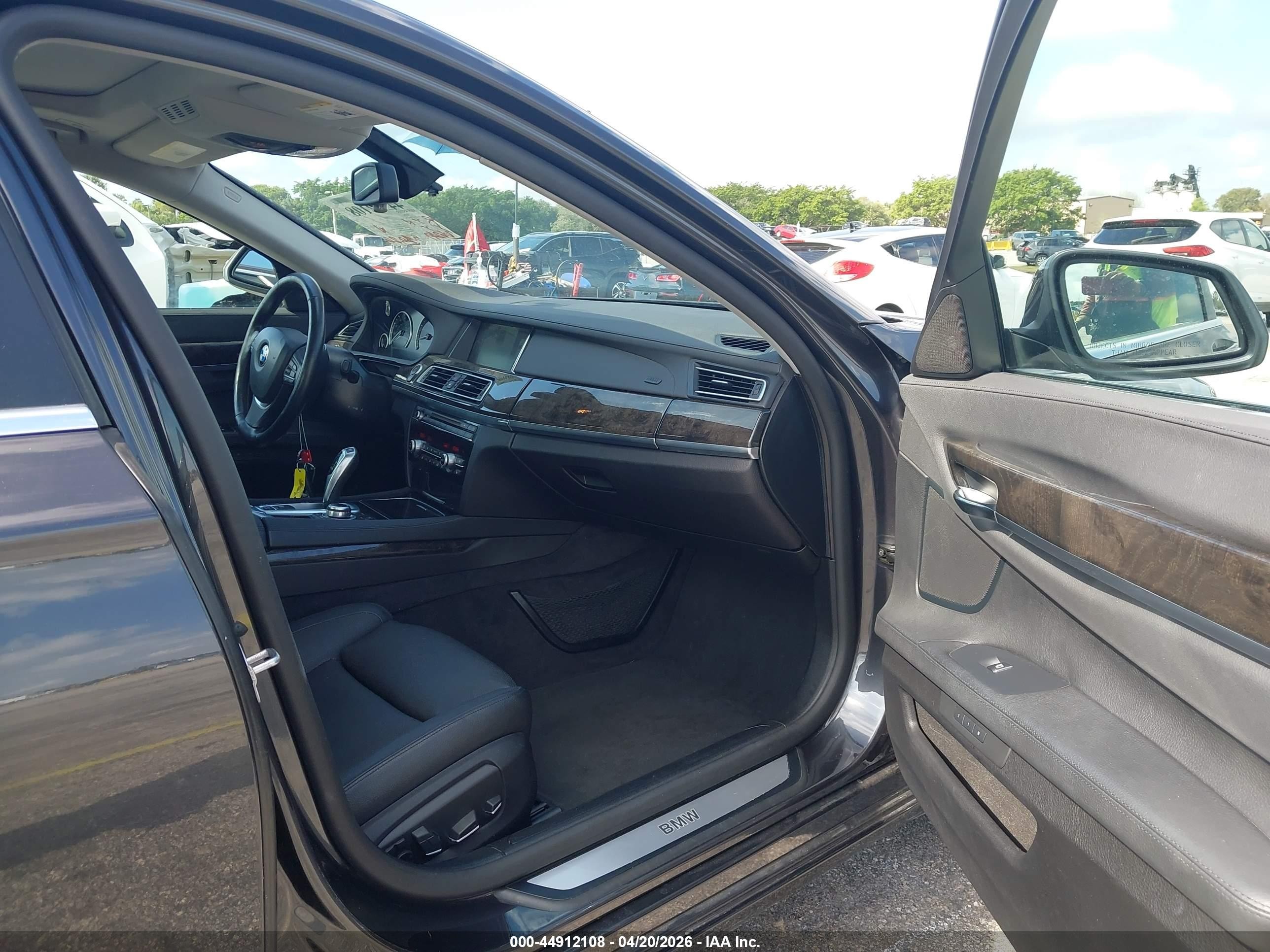 2013 Bmw 740li Xdrive Gray vin: WBAYF4C52DDE23905