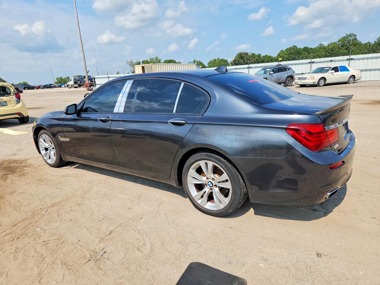 2015 Bmw 740 Lxi Charcoal vin: WBAYF4C53FGS99111