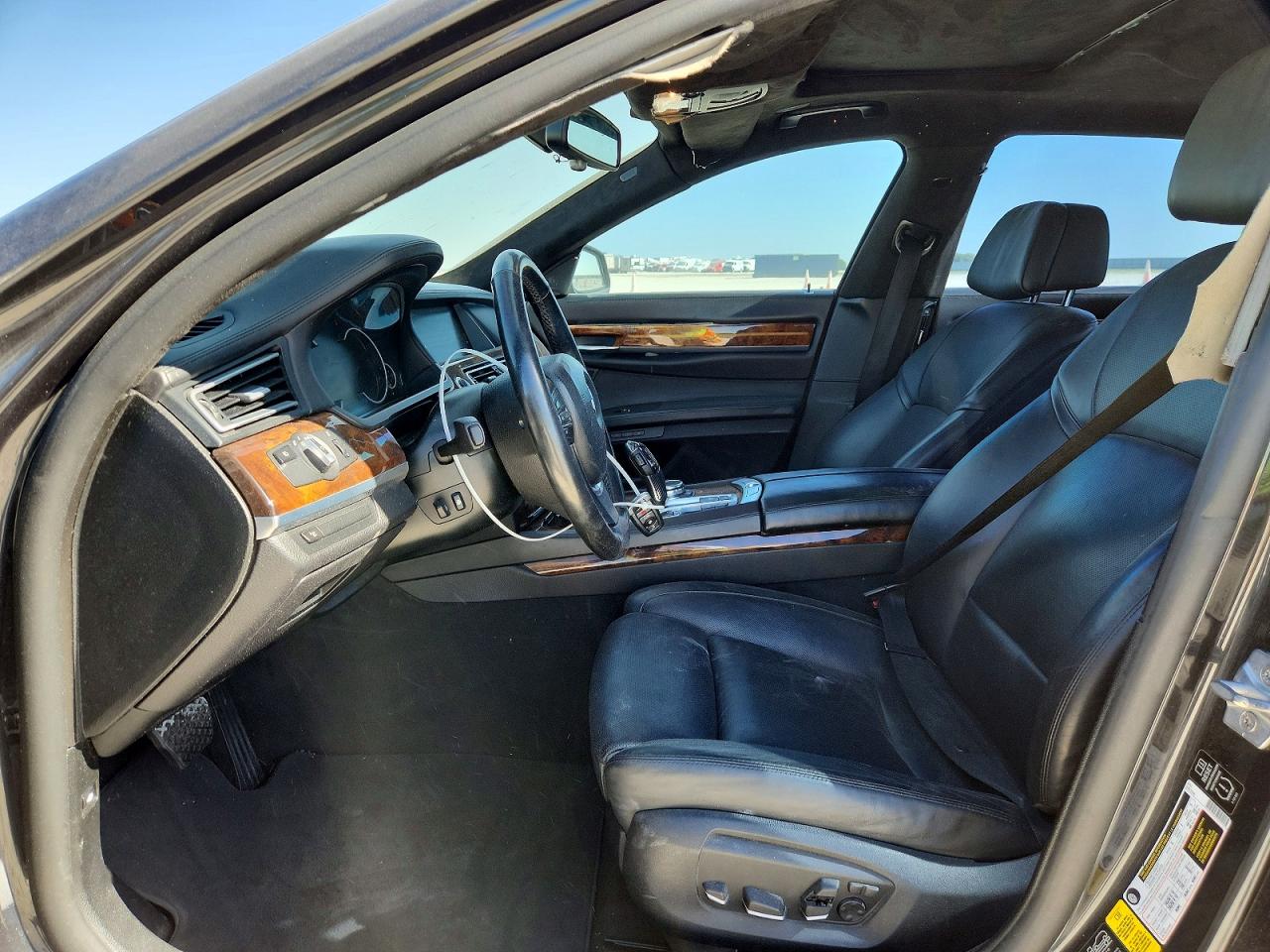 2014 Bmw 740 Lxi Black vin: WBAYF4C55ED281743
