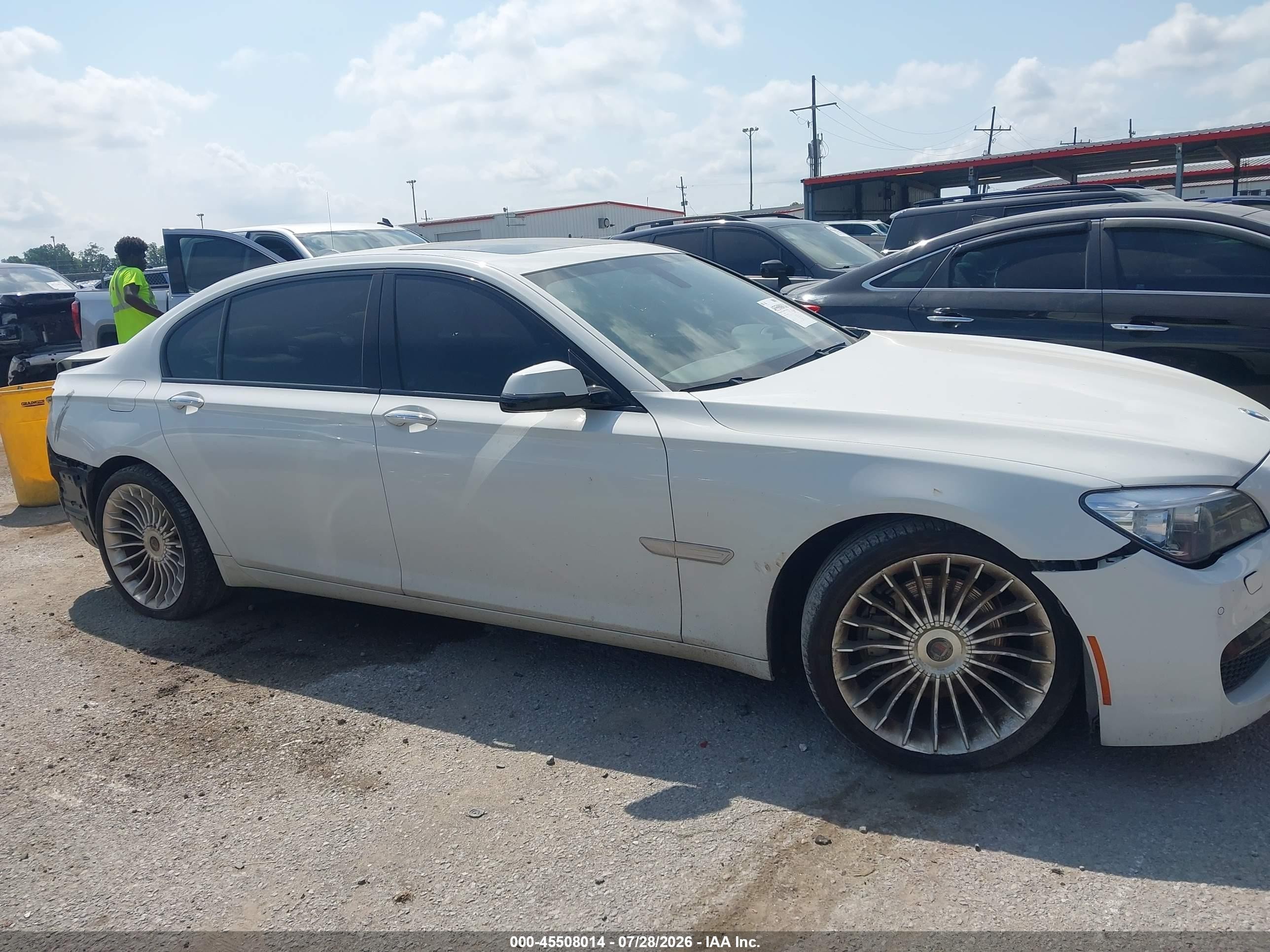2015 Bmw 740li Xdrive White vin: WBAYF4C56FGS99409