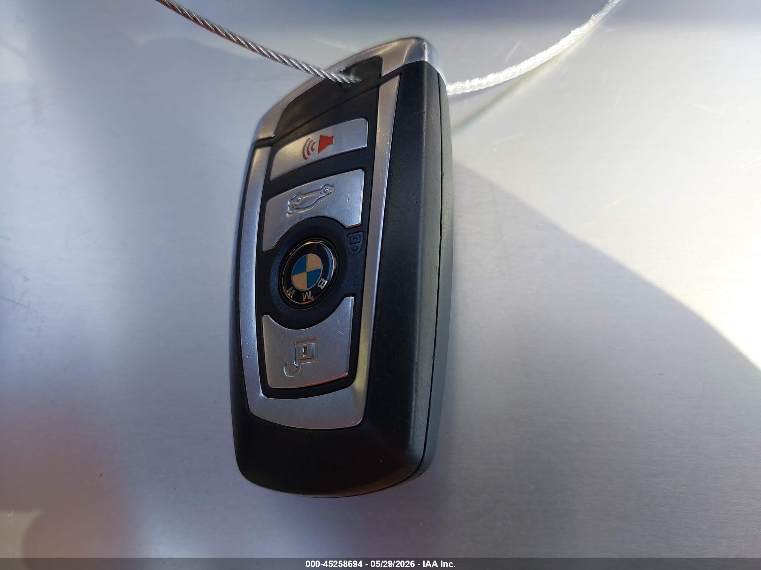 2014 Bmw 740li Xdrive Черный vin: WBAYF4C59ED282099