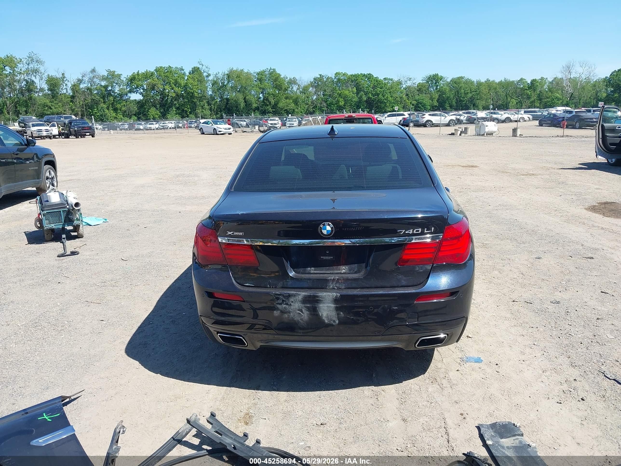 2014 Bmw 740li Xdrive Черный vin: WBAYF4C59ED282099