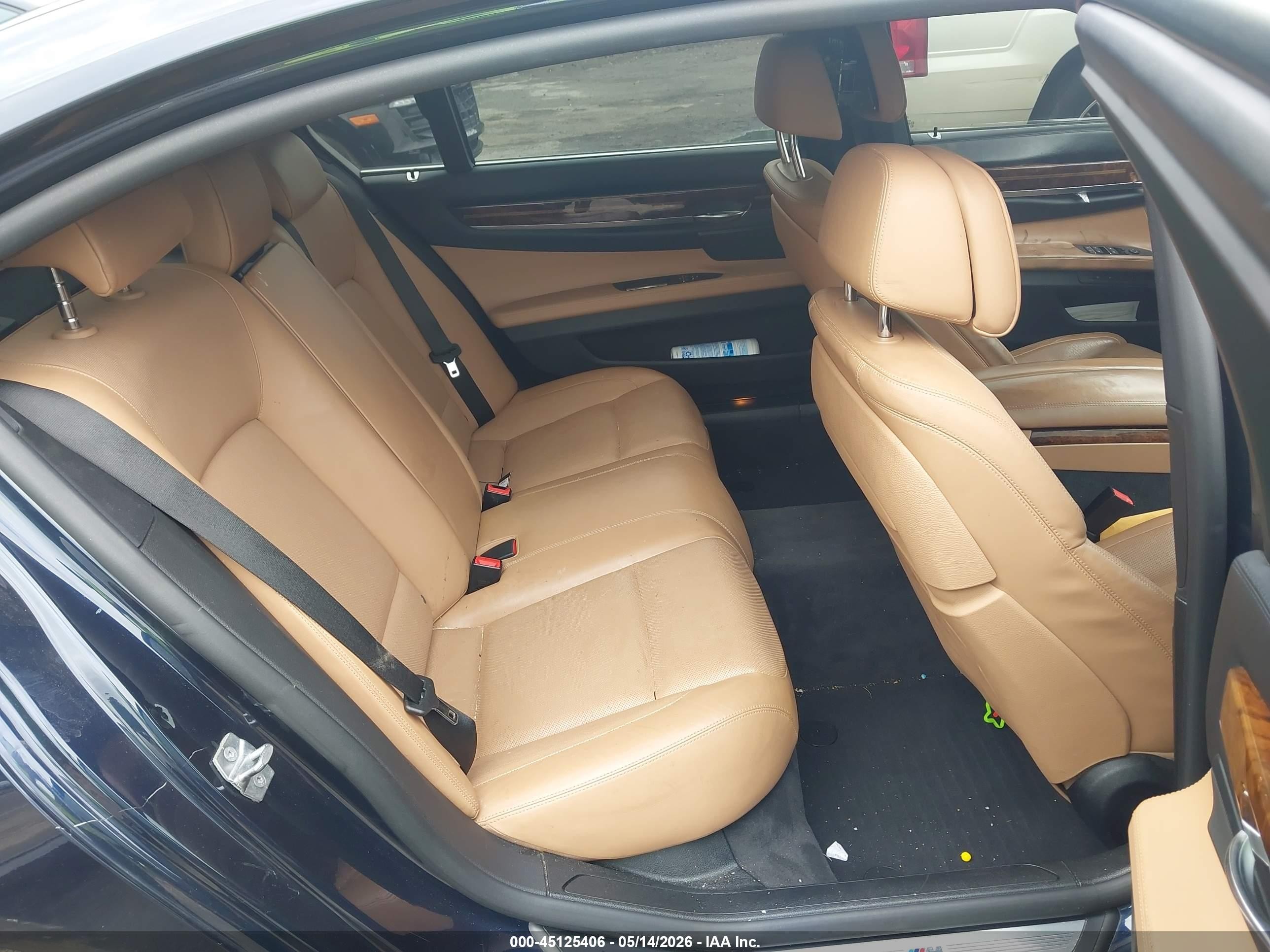 2014 Bmw Alpina B7 Xdrive Dark Blue vin: WBAYF8C50ED142000