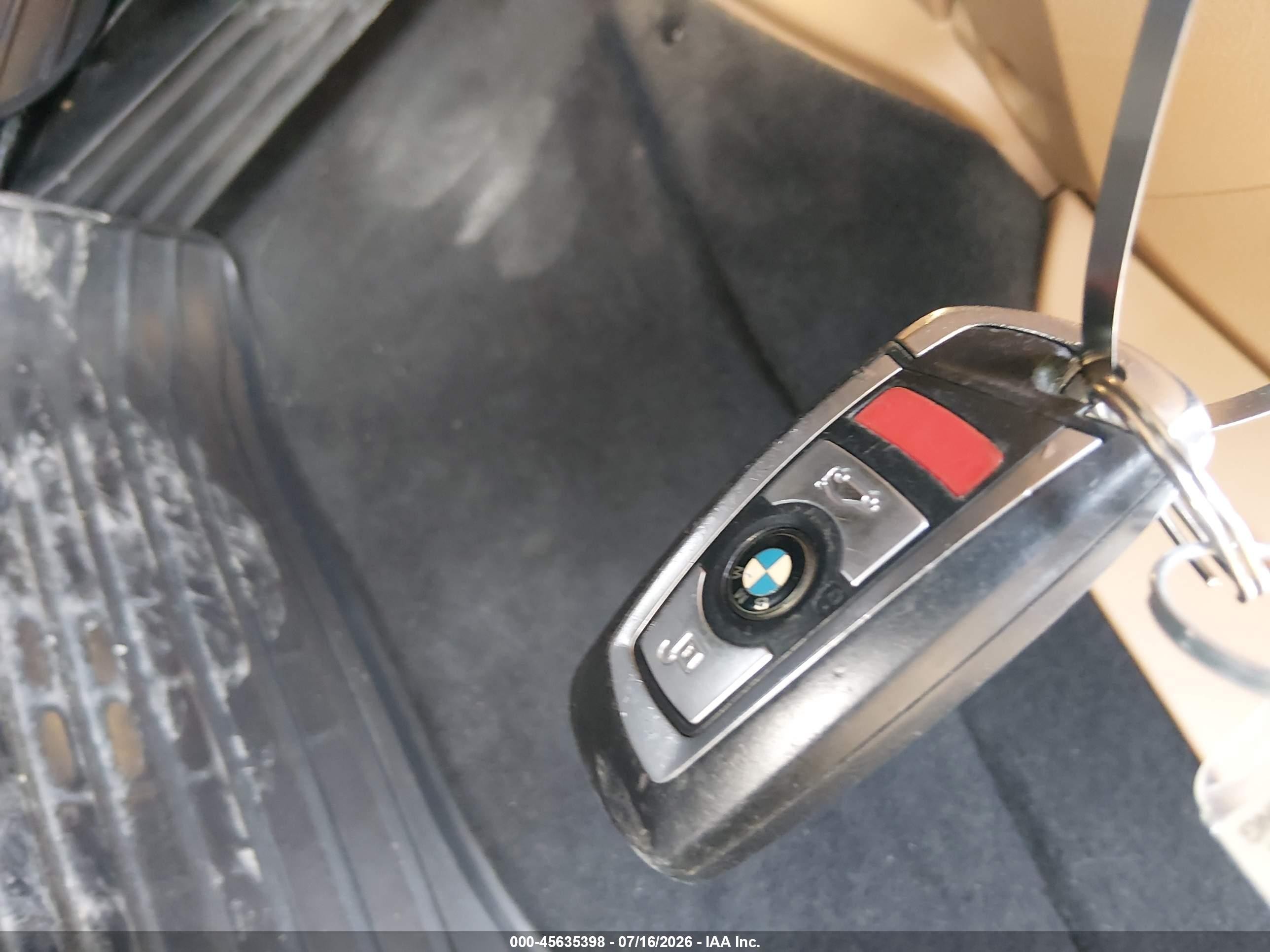 2015 Bmw 750li Xdrive White vin: WBAYF8C51FD655287