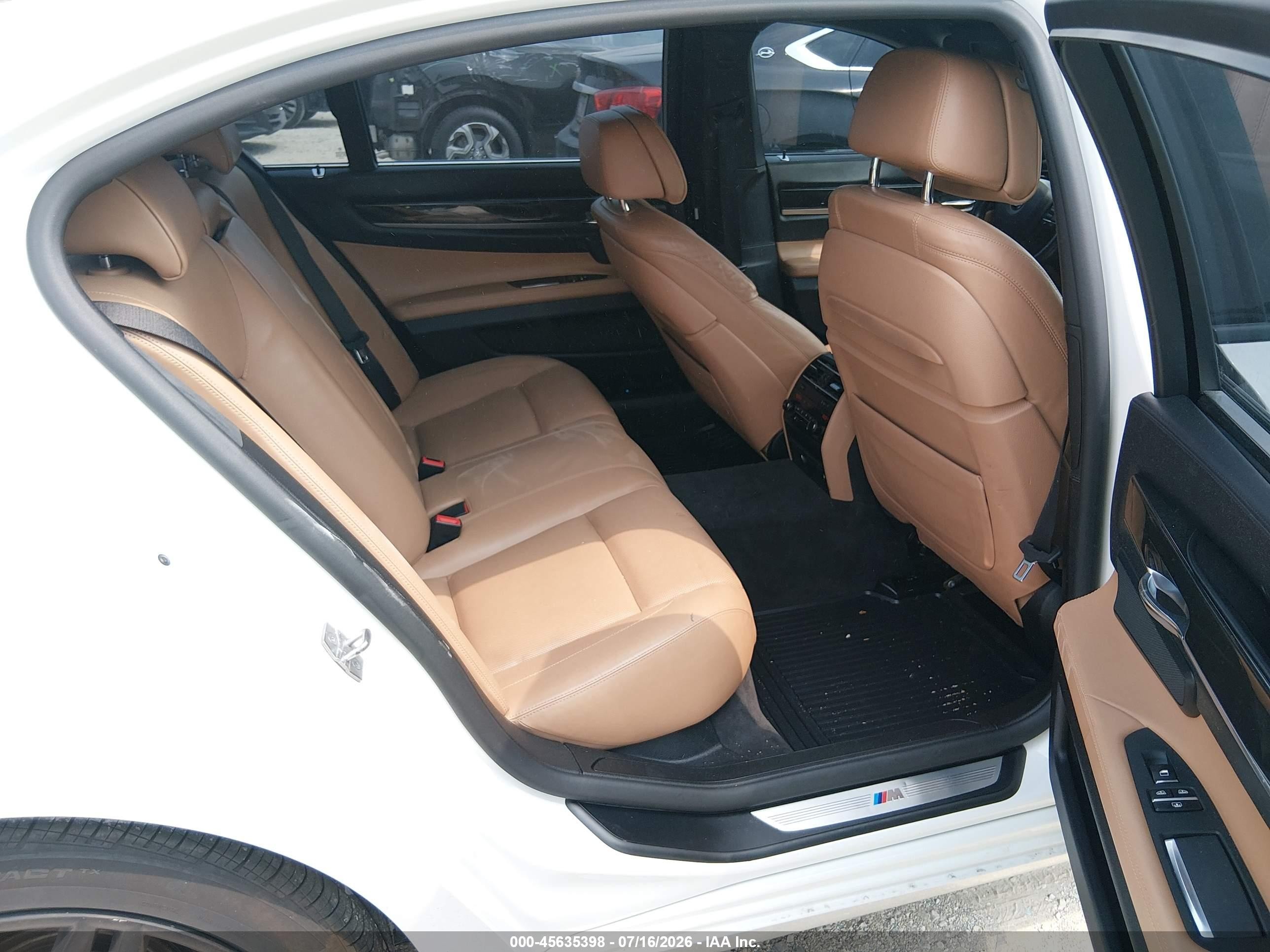 2015 Bmw 750li Xdrive White vin: WBAYF8C51FD655287