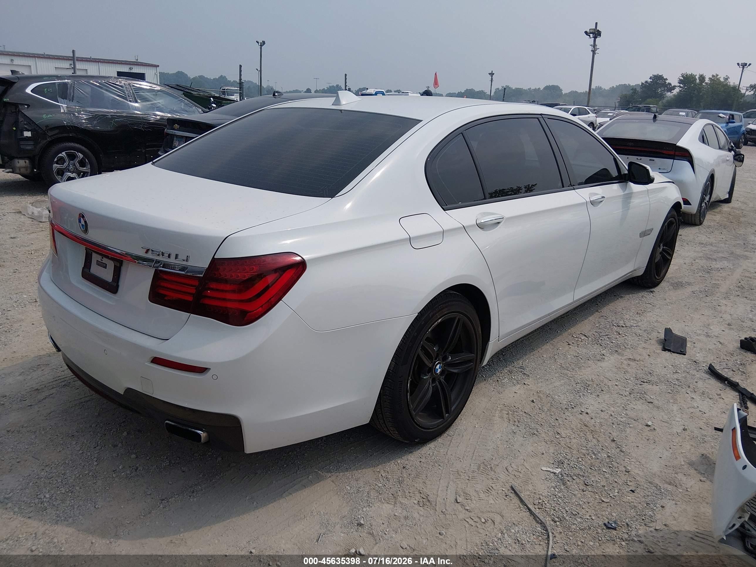 2015 Bmw 750li Xdrive White vin: WBAYF8C51FD655287