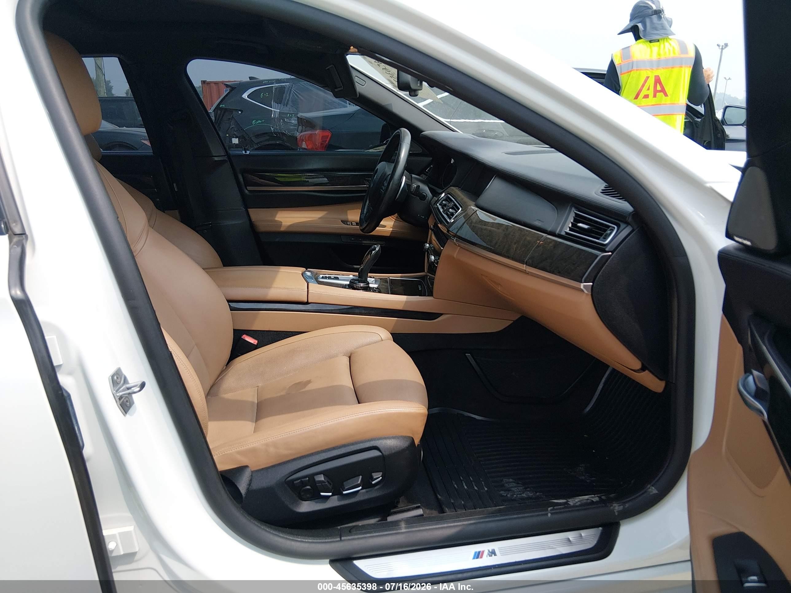 2015 Bmw 750li Xdrive White vin: WBAYF8C51FD655287