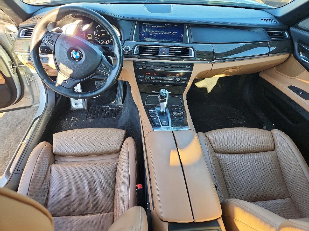 2014 Bmw 750 Lxi Серебряный vin: WBAYF8C52ED652591