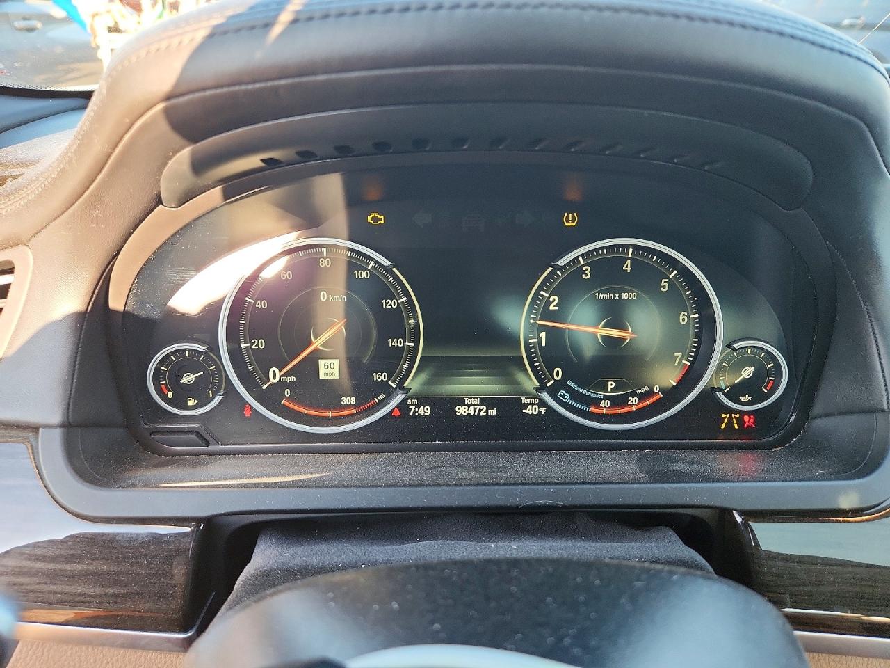 2014 Bmw 750 Lxi Серебряный vin: WBAYF8C52ED652591