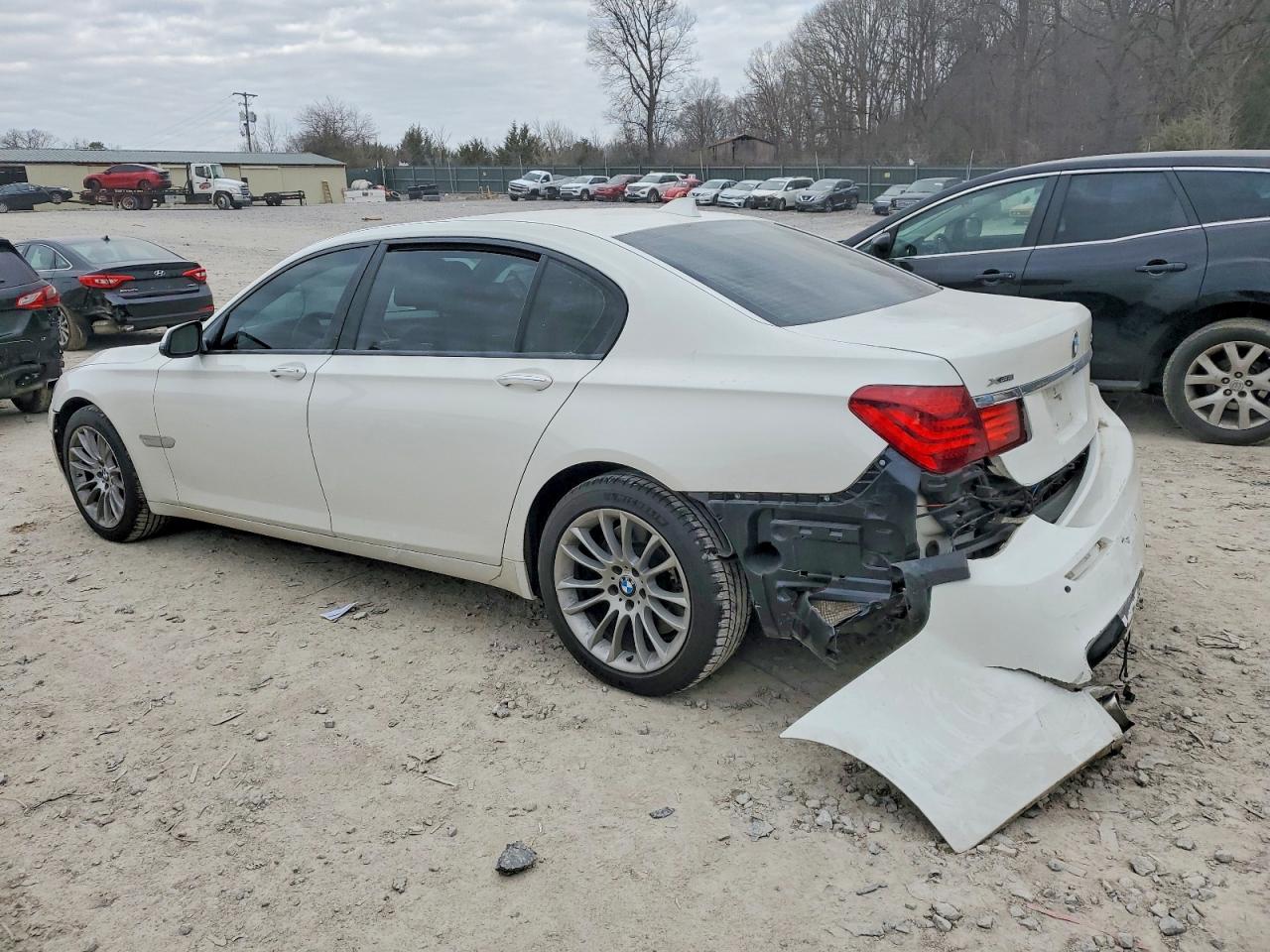2014 Bmw 750 Lxi White vin: WBAYF8C52ED653188