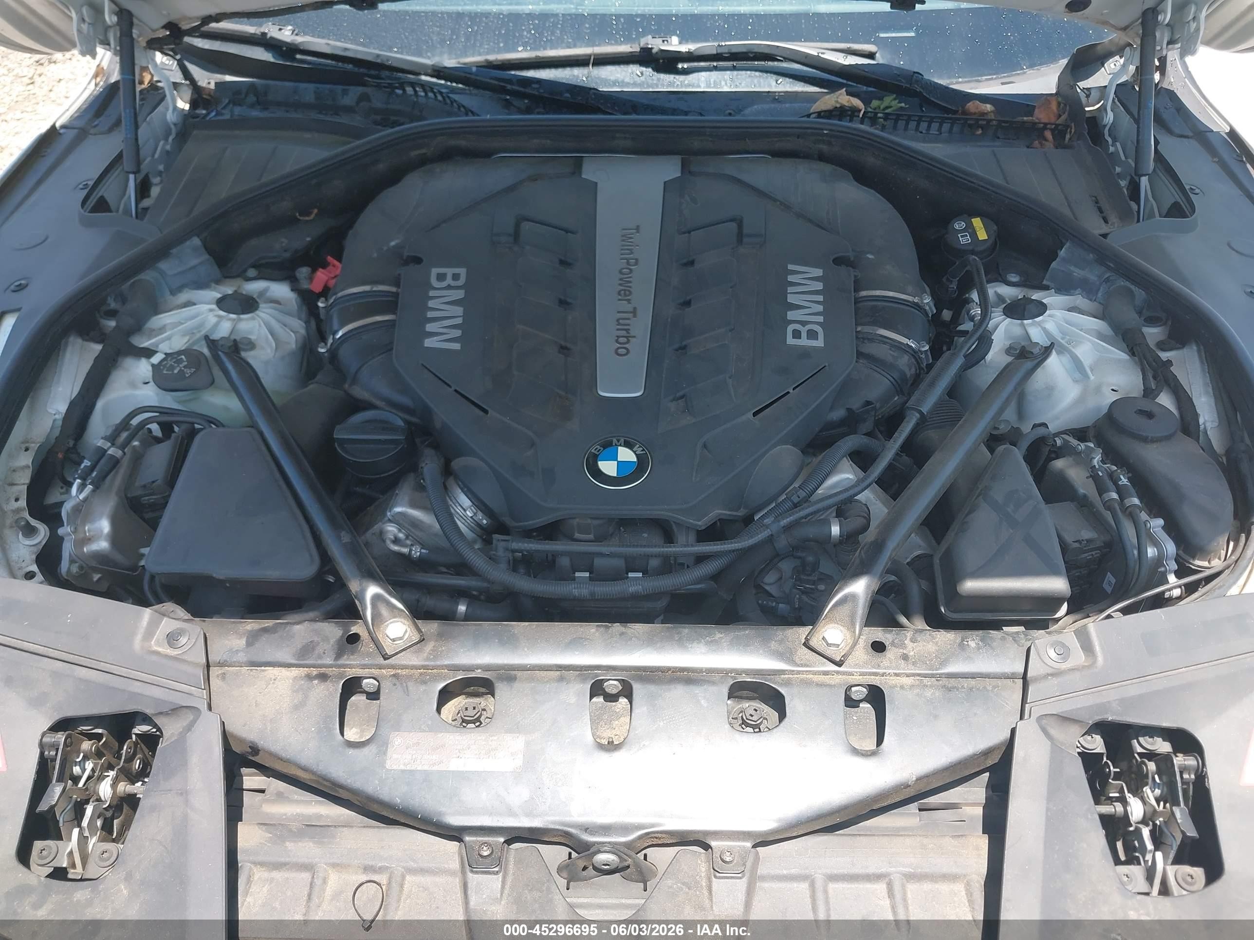 2014 Bmw Alpina B7 Xdrive White vin: WBAYF8C52ED653630