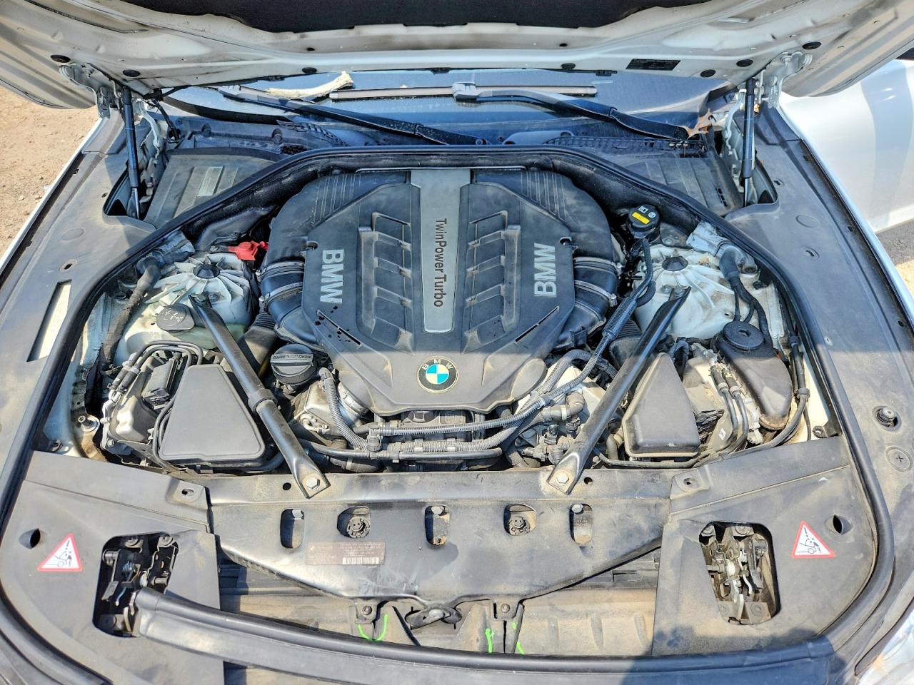 2015 Bmw 750 Lxi White vin: WBAYF8C52FD655167