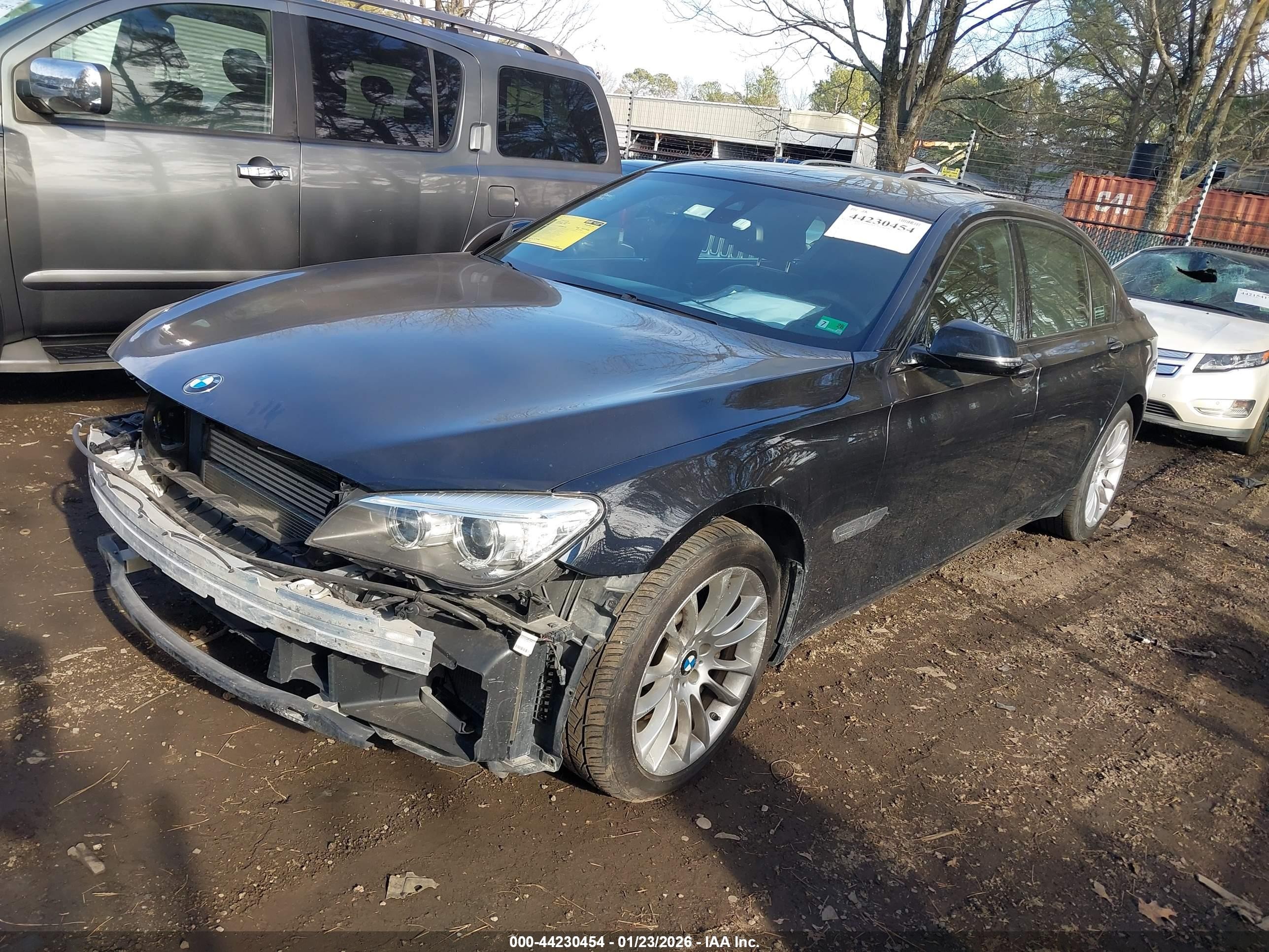 2014 Bmw Alpina B7 Xdrive Синий vin: WBAYF8C55ED652701