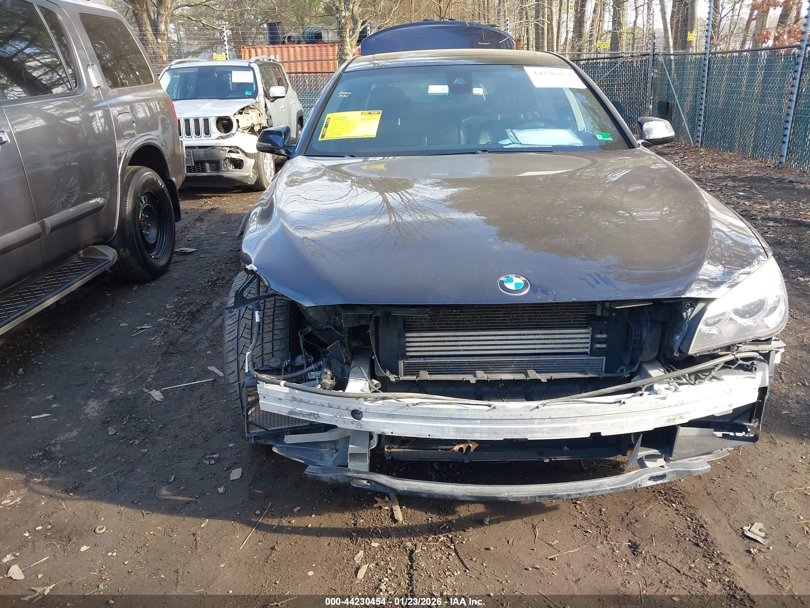 2014 Bmw Alpina B7 Xdrive Синий vin: WBAYF8C55ED652701