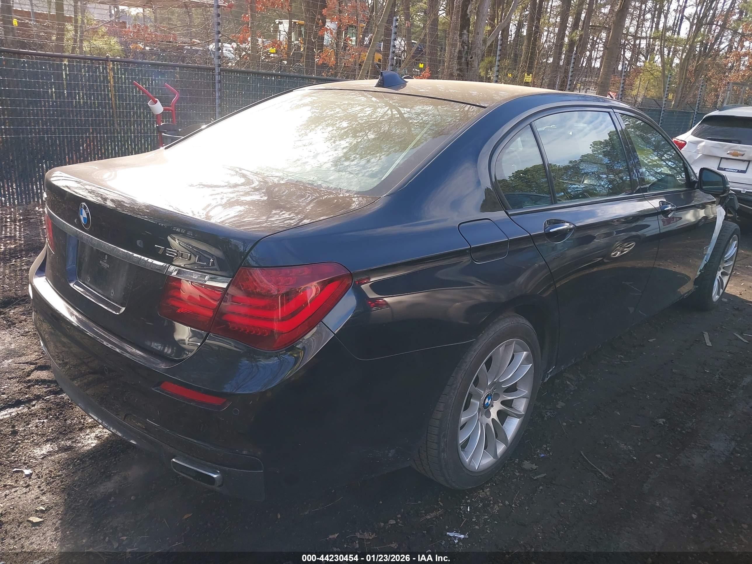 2014 Bmw Alpina B7 Xdrive Синий vin: WBAYF8C55ED652701