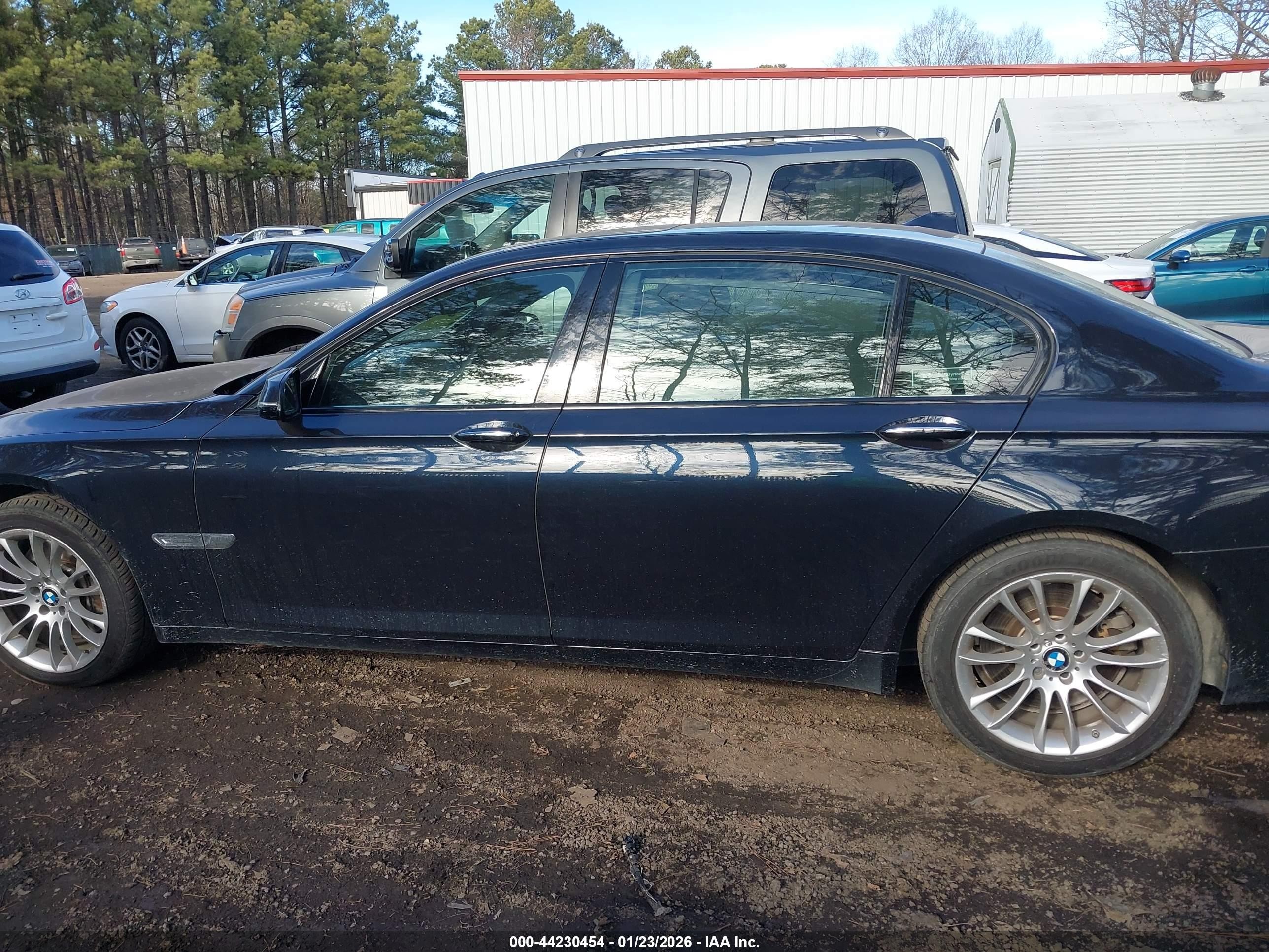 2014 Bmw Alpina B7 Xdrive Синий vin: WBAYF8C55ED652701