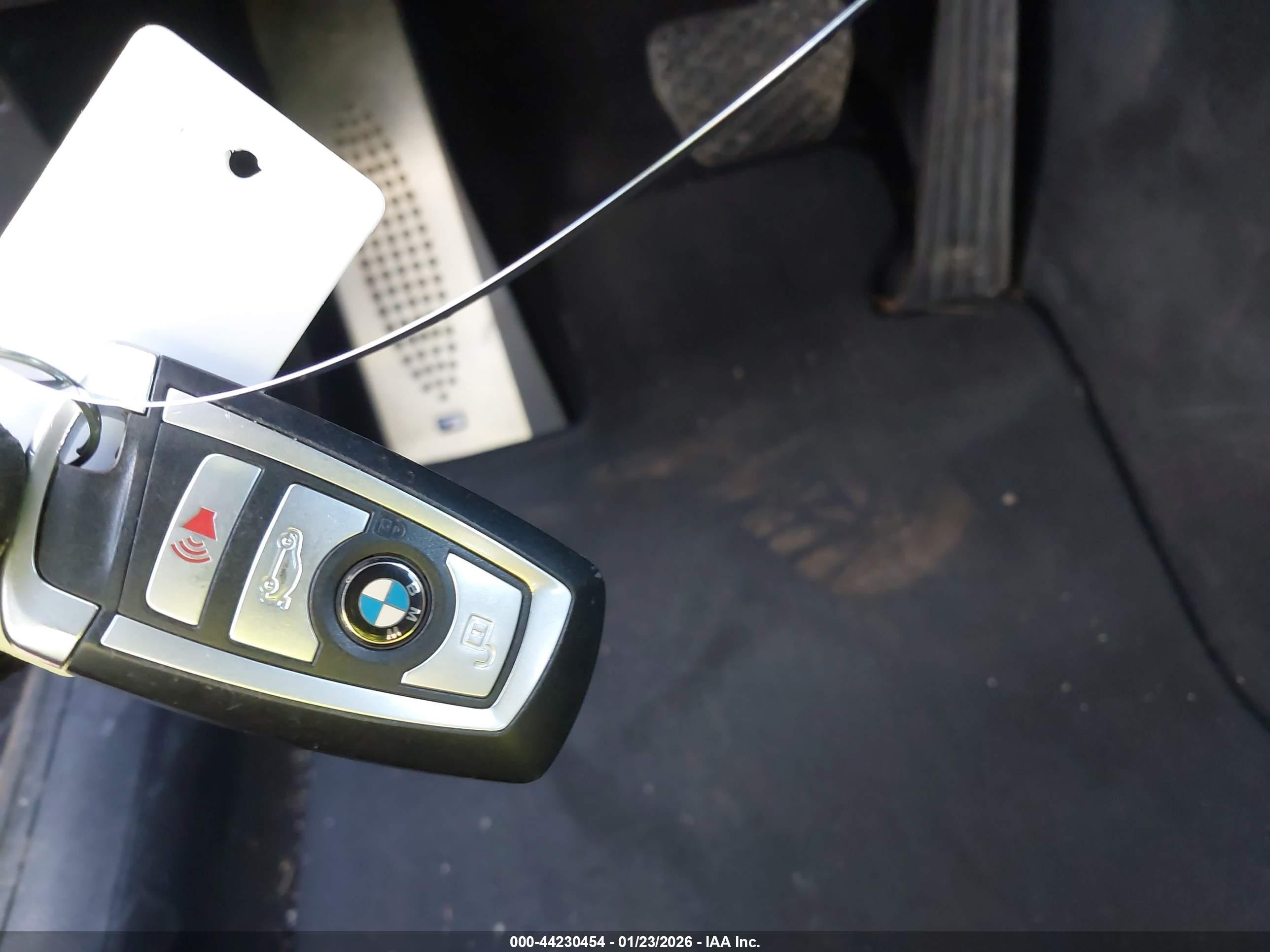 2014 Bmw Alpina B7 Xdrive Синий vin: WBAYF8C55ED652701
