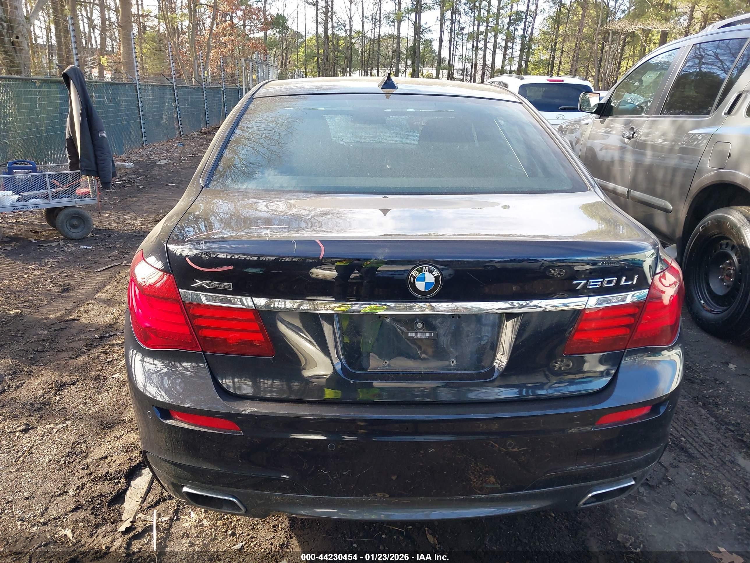 2014 Bmw Alpina B7 Xdrive Синий vin: WBAYF8C55ED652701