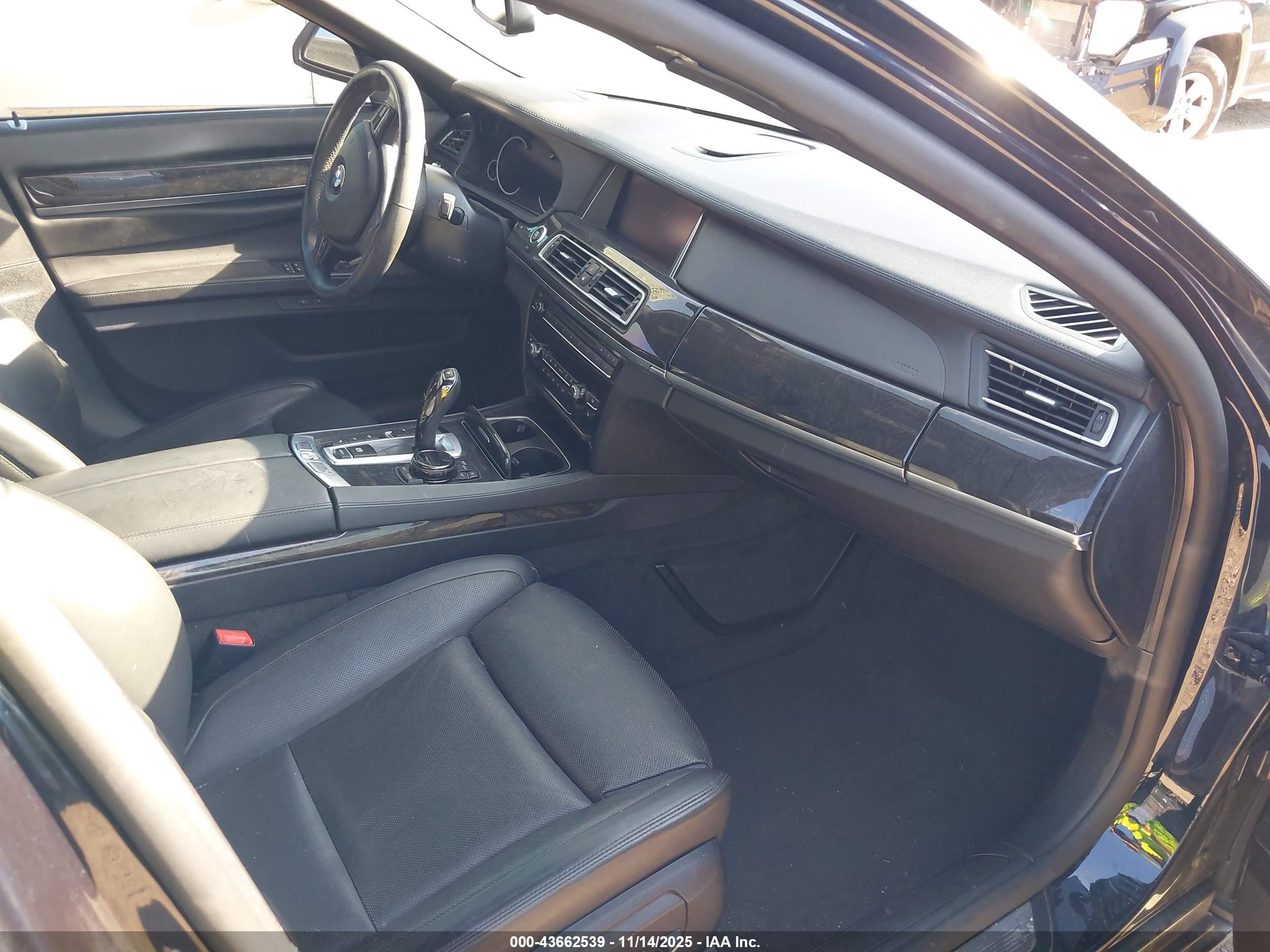 2014 Bmw Alpina B7 Xdrive Черный vin: WBAYF8C55ED653668