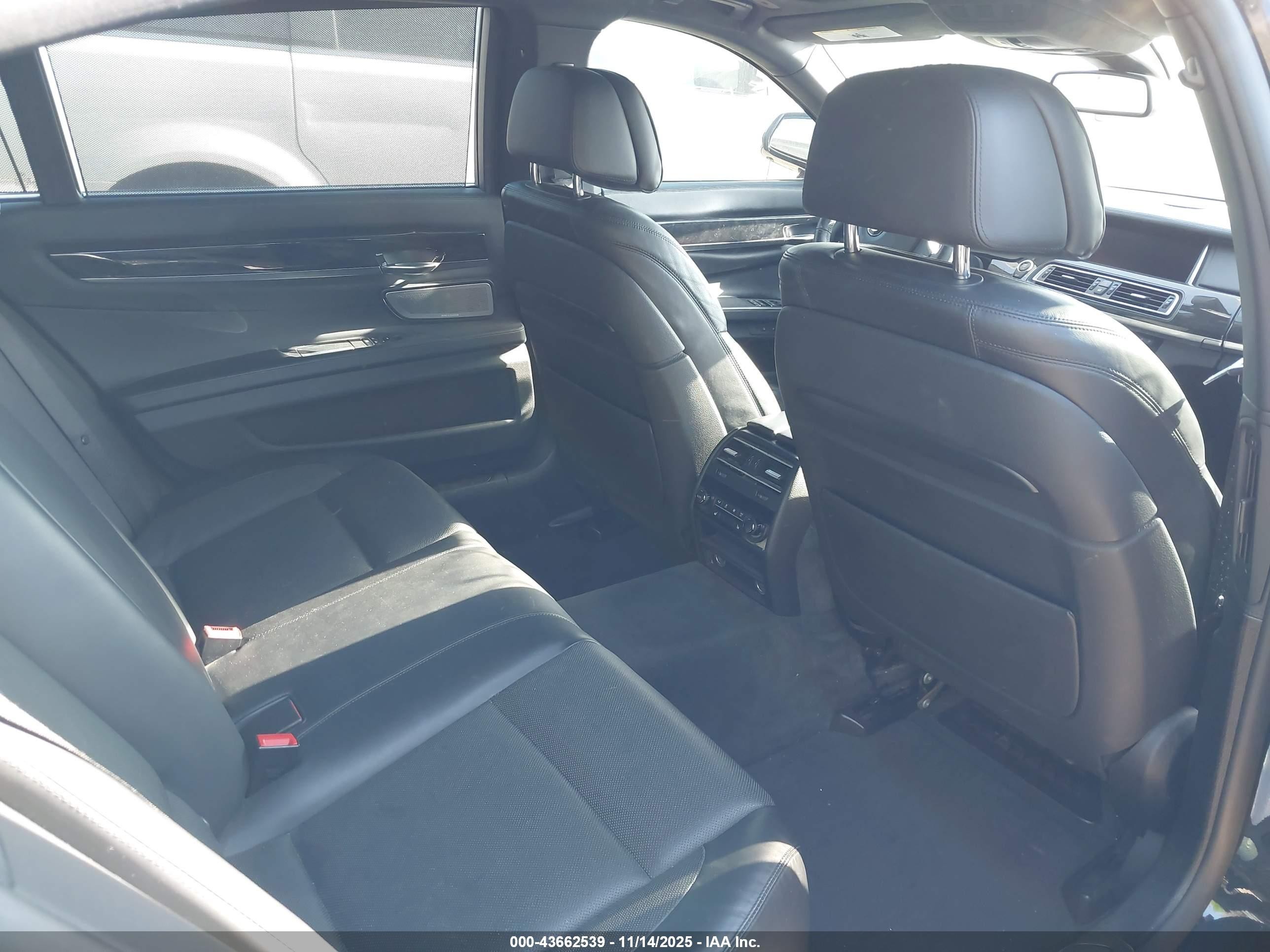 2014 Bmw Alpina B7 Xdrive Черный vin: WBAYF8C55ED653668