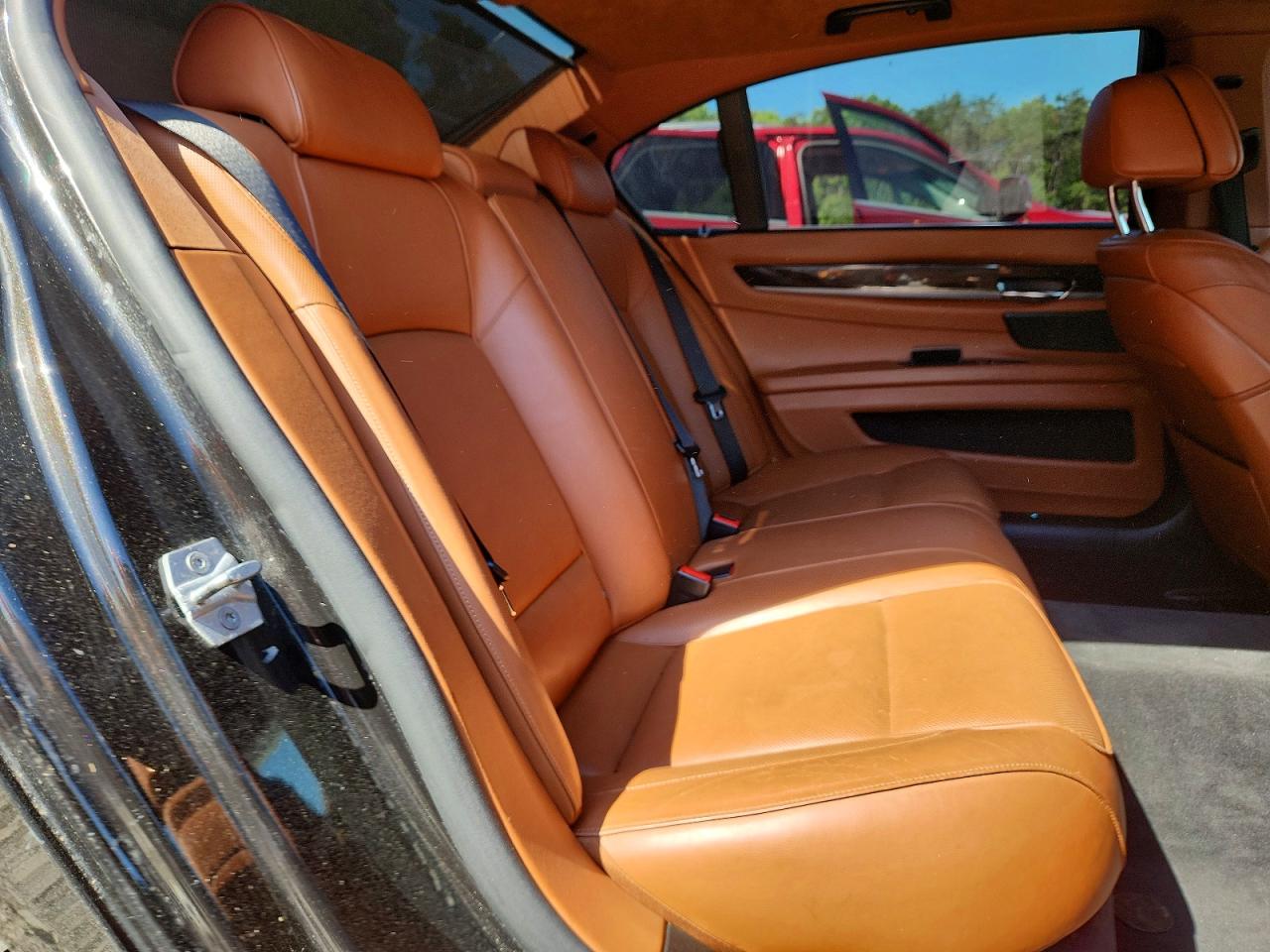 2015 Bmw 750 Lxi Black vin: WBAYF8C55FD654367