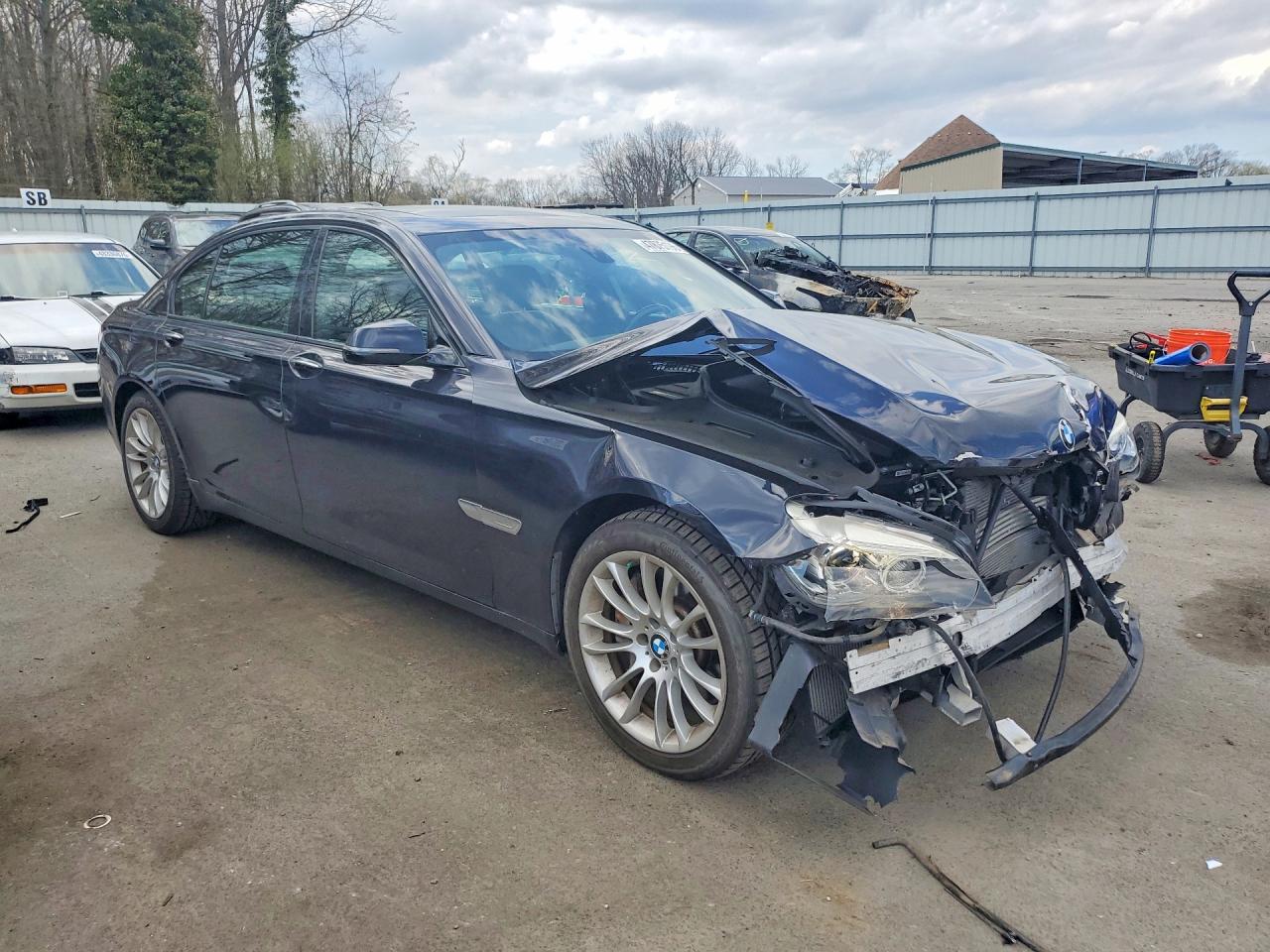 2014 Bmw 750 Lxi Black vin: WBAYF8C56ED653047